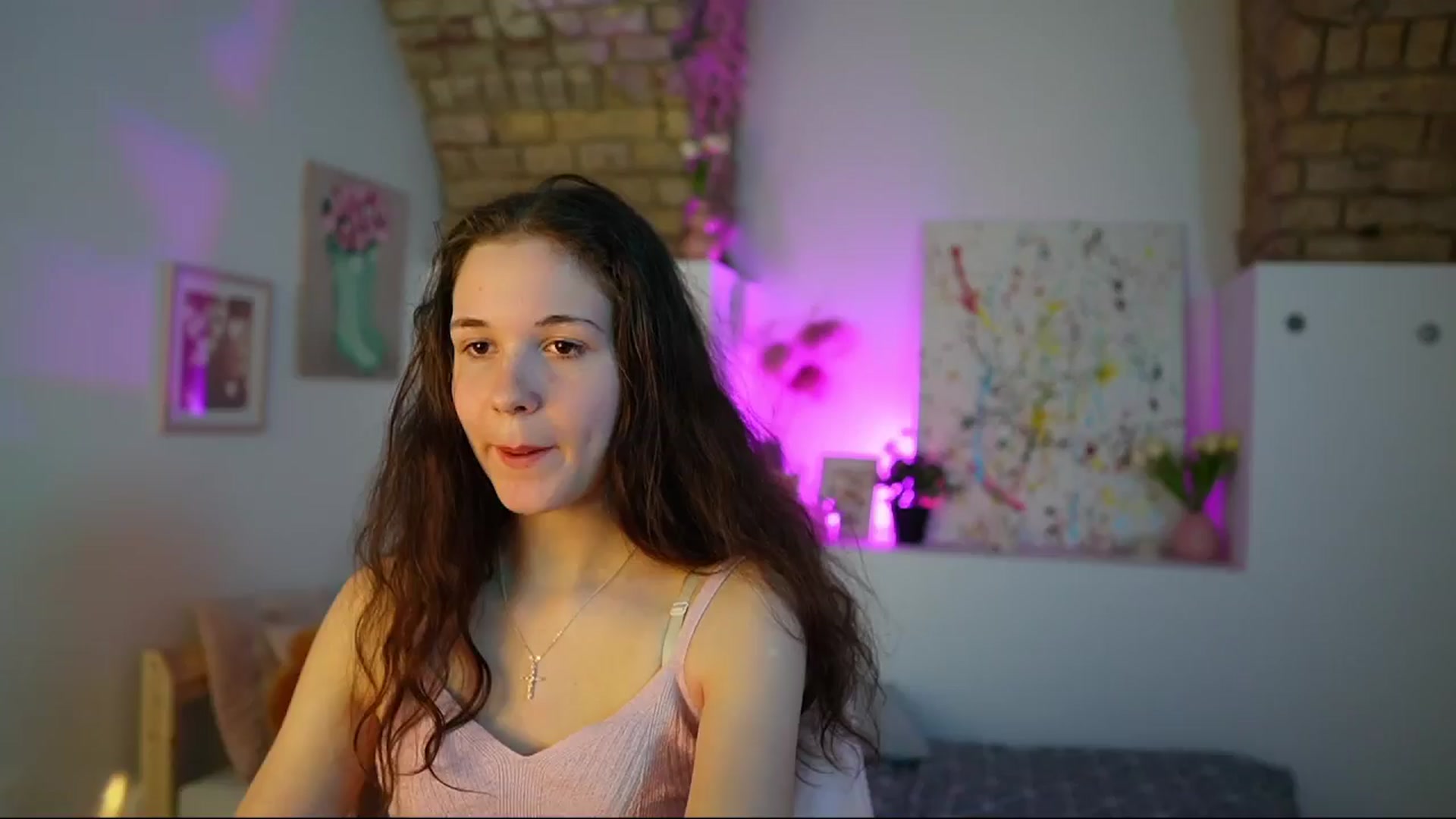 Gallery image thumbnail from Ava__Taylor_'s myfreecams stream on, 12/02/2024, 19:58 image 2 of 20