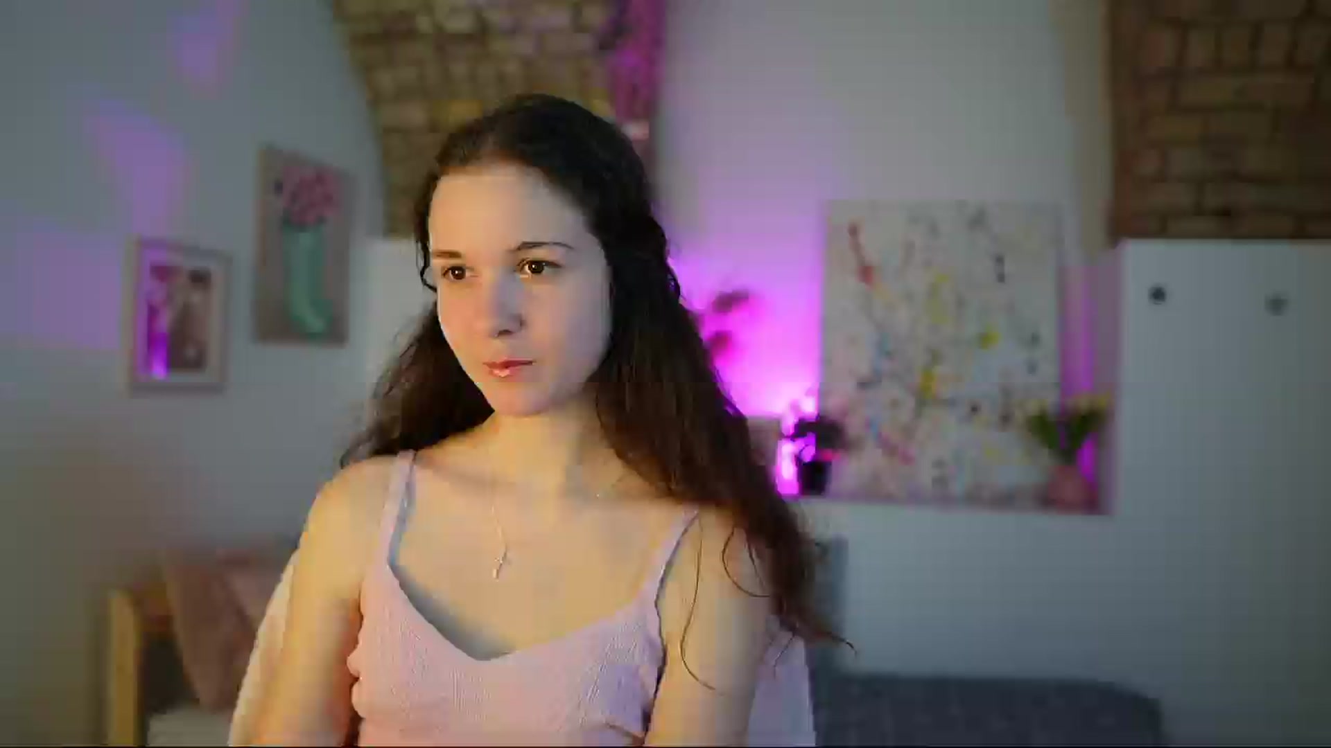 Gallery image thumbnail from Ava__Taylor_'s myfreecams stream on, 12/02/2024, 22:01 image 13 of 20