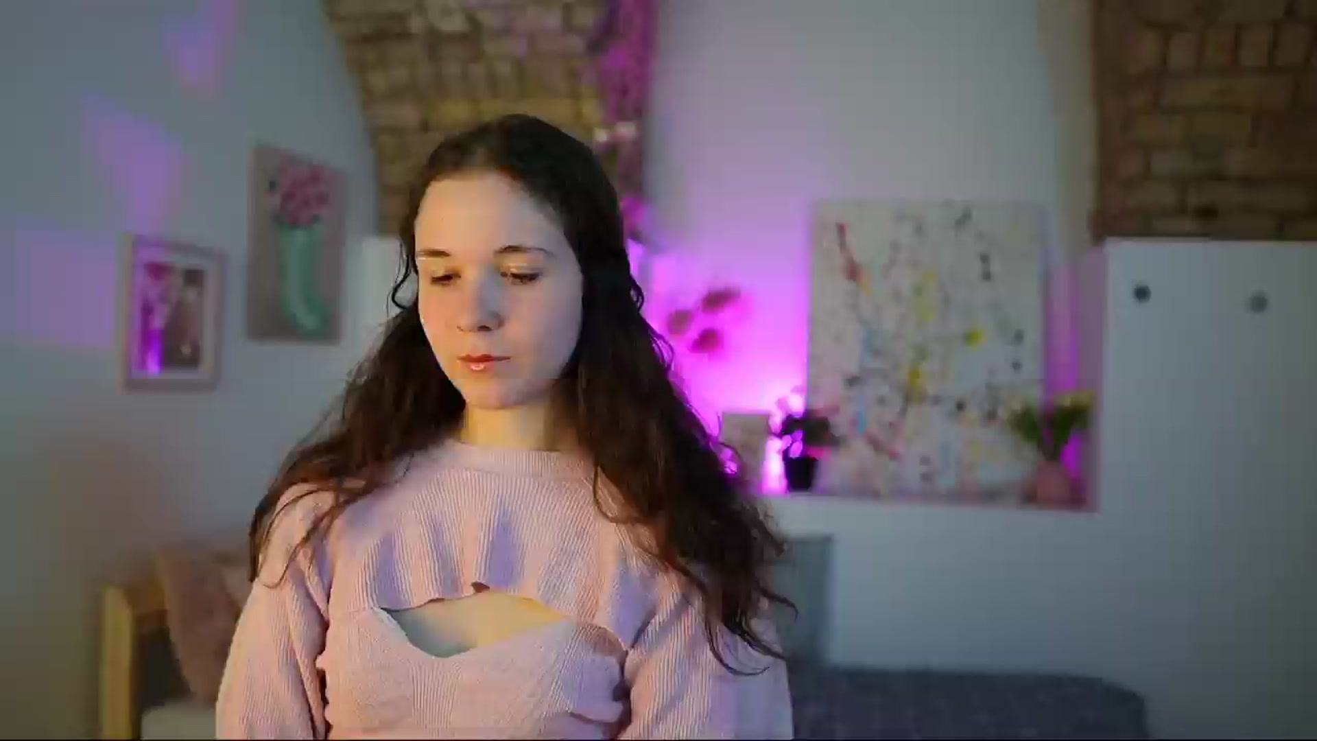 Gallery image thumbnail from Ava__Taylor_'s myfreecams stream on, 12/02/2024, 22:01 image 4 of 20
