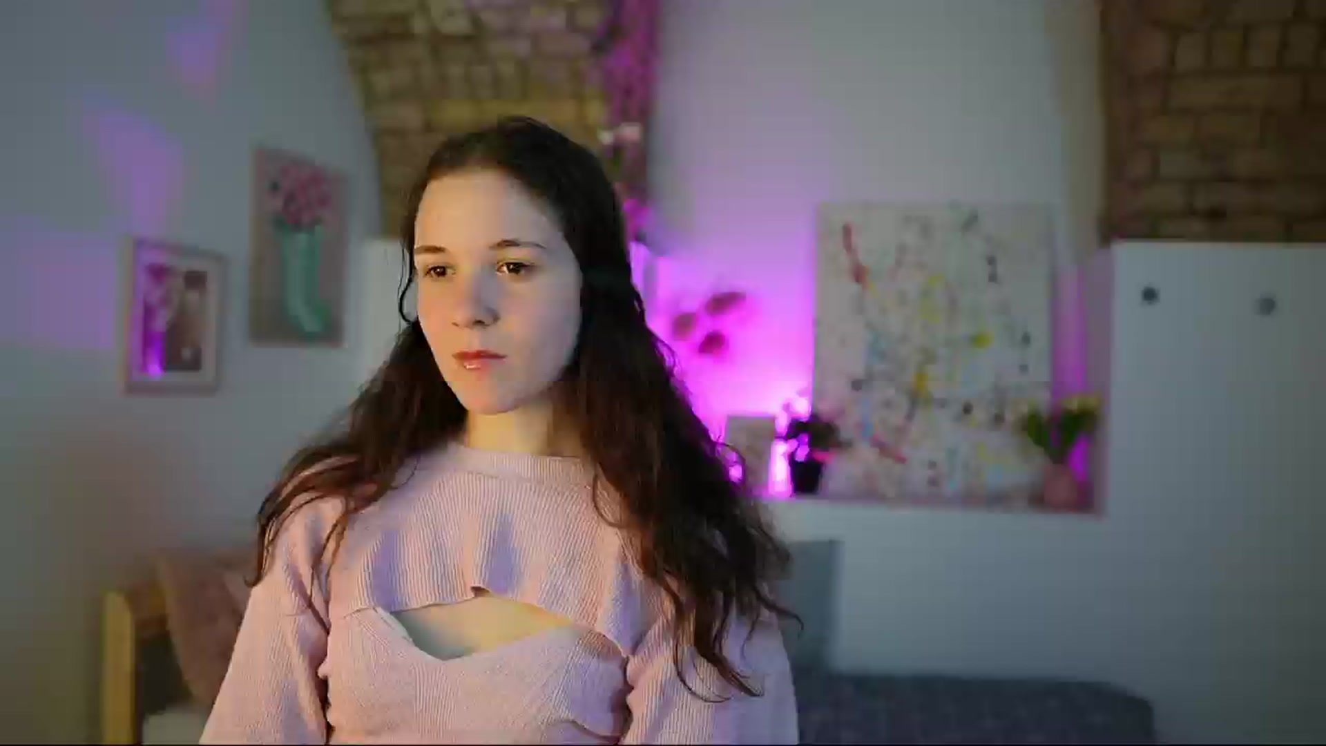Gallery image thumbnail from Ava__Taylor_'s myfreecams stream on, 12/02/2024, 22:01 image 5 of 20