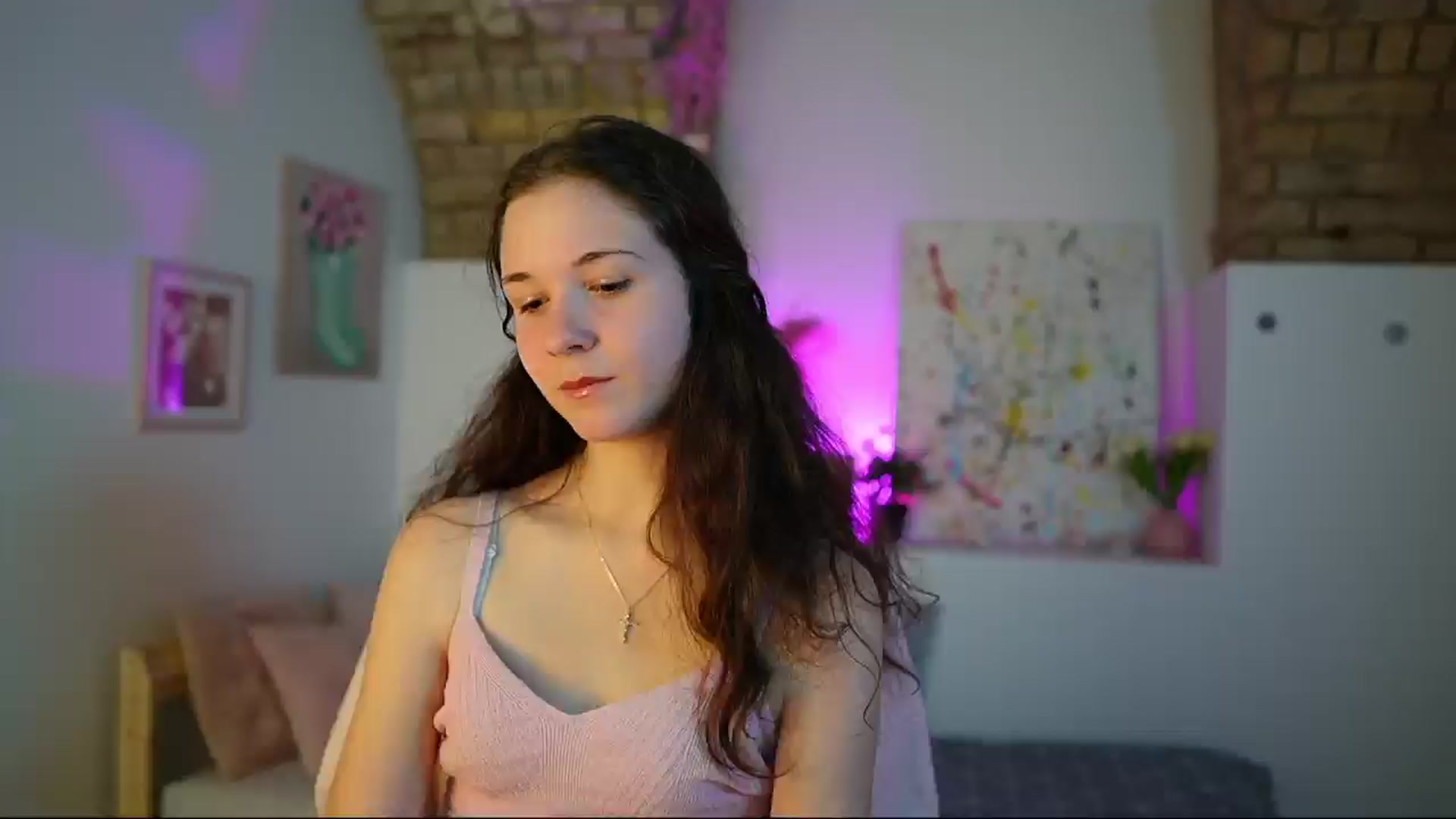 Gallery image thumbnail from Ava__Taylor_'s myfreecams stream on, 12/02/2024, 22:01 image 18 of 20