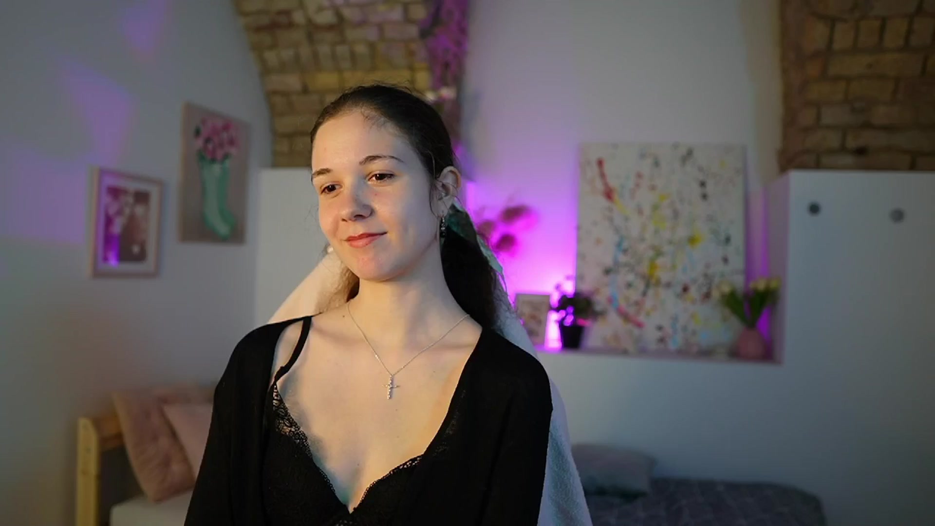 Gallery image thumbnail from Ava__Taylor_'s myfreecams stream on, 12/03/2024, 15:48 image 10 of 20