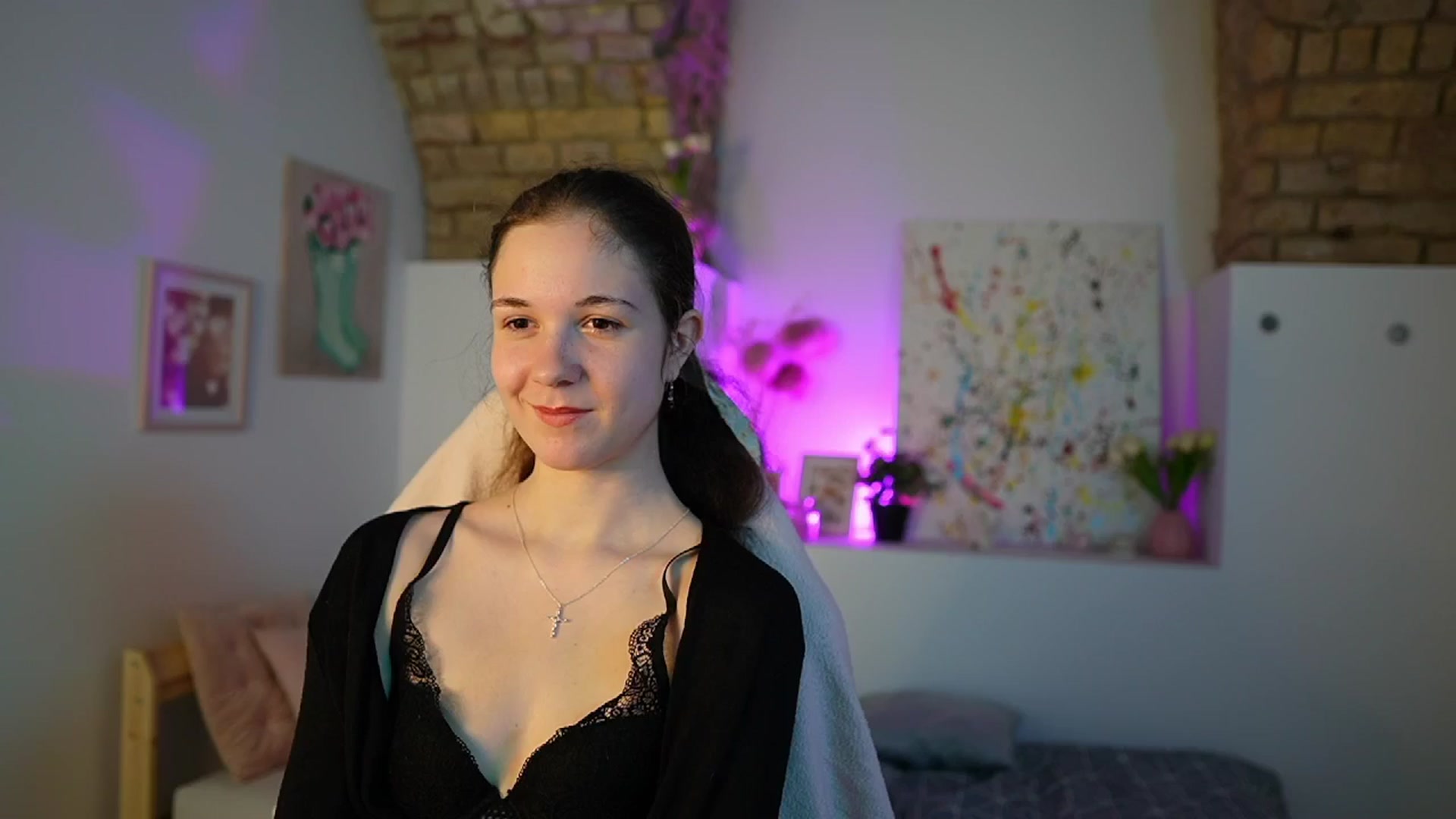 Gallery image thumbnail from Ava__Taylor_'s myfreecams stream on, 12/03/2024, 15:48 image 19 of 20