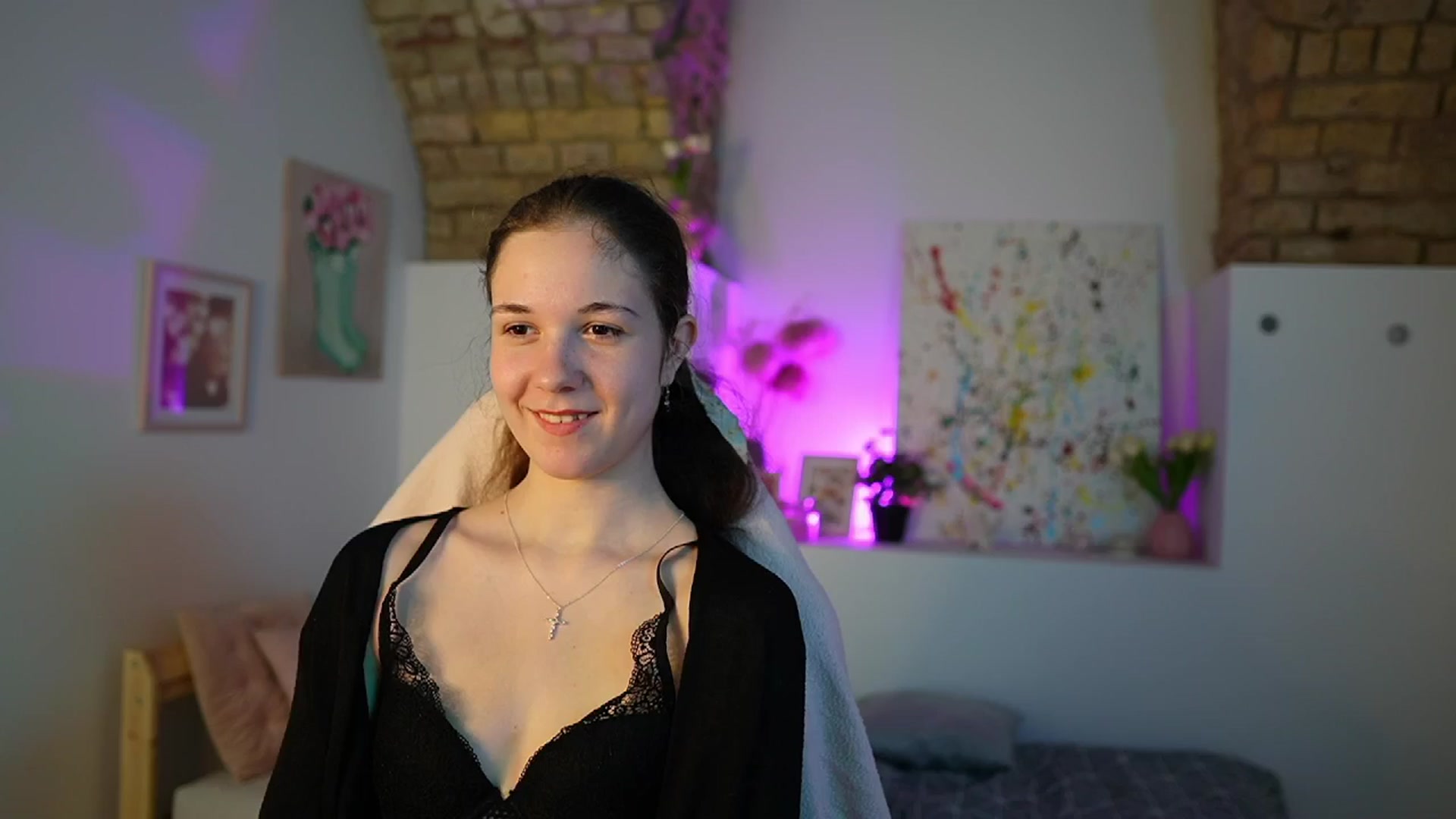 Gallery image thumbnail from Ava__Taylor_'s myfreecams stream on, 12/03/2024, 15:48 image 20 of 20