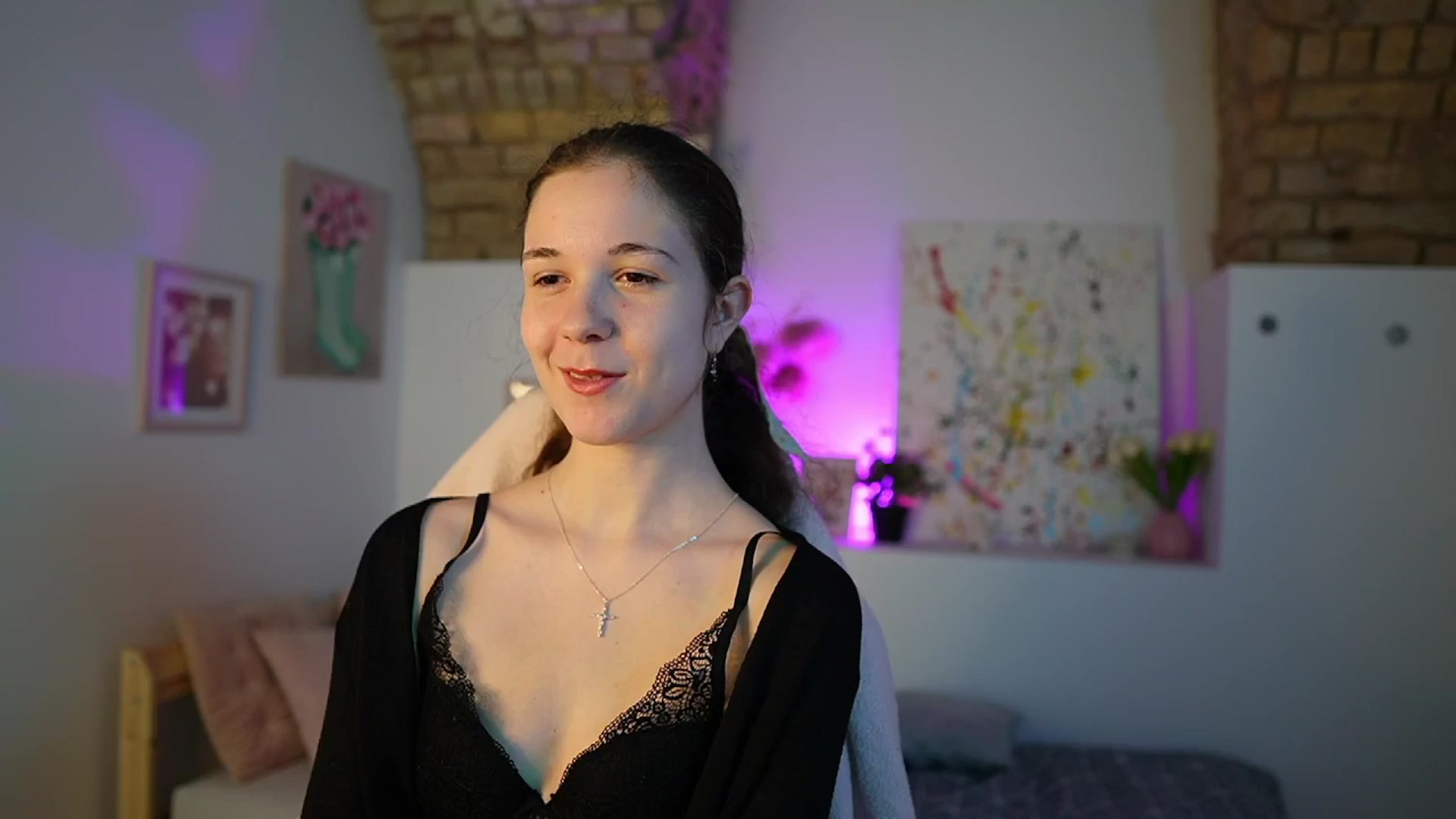 Gallery image thumbnail from Ava__Taylor_'s myfreecams stream on, 12/03/2024, 15:48 image 4 of 20