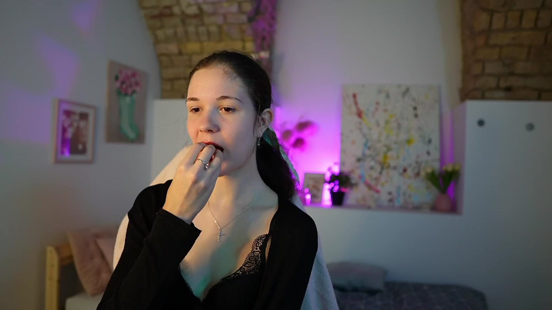 Gallery image thumbnail from Ava__Taylor_'s myfreecams stream on, 12/03/2024, 15:48 image 16 of 20