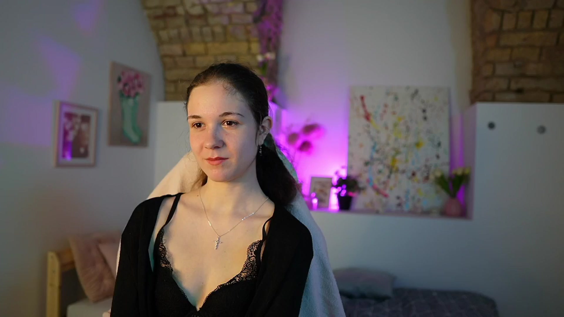 Gallery image thumbnail from Ava__Taylor_'s myfreecams stream on, 12/03/2024, 15:48 image 18 of 20