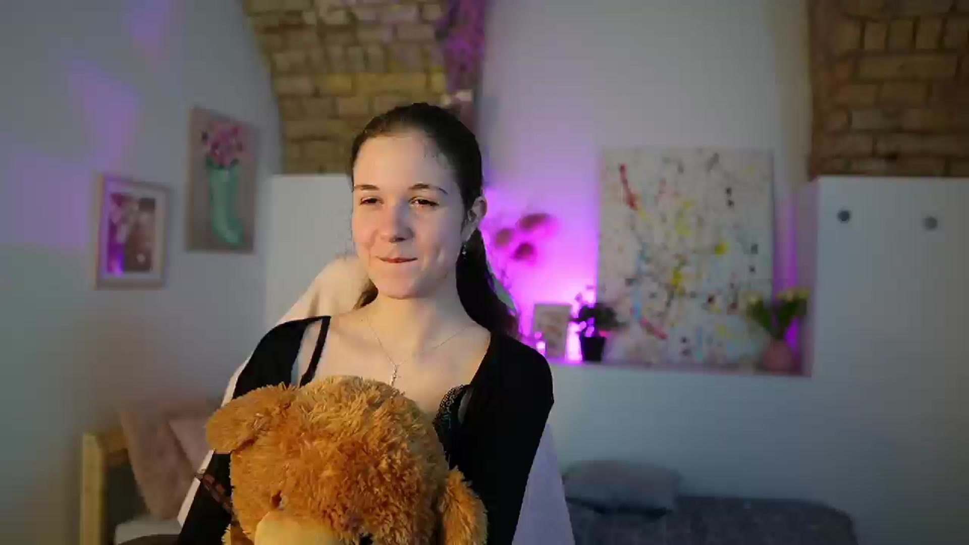 Gallery image thumbnail from Ava__Taylor_'s myfreecams stream on, 12/03/2024, 18:47 image 12 of 20