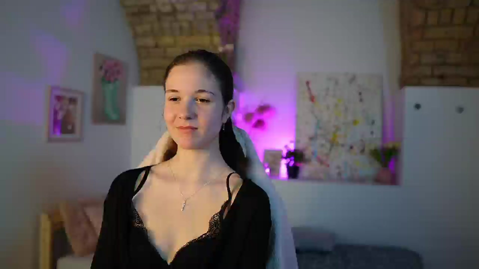 Gallery image thumbnail from Ava__Taylor_'s myfreecams stream on, 12/03/2024, 18:47 image 2 of 20