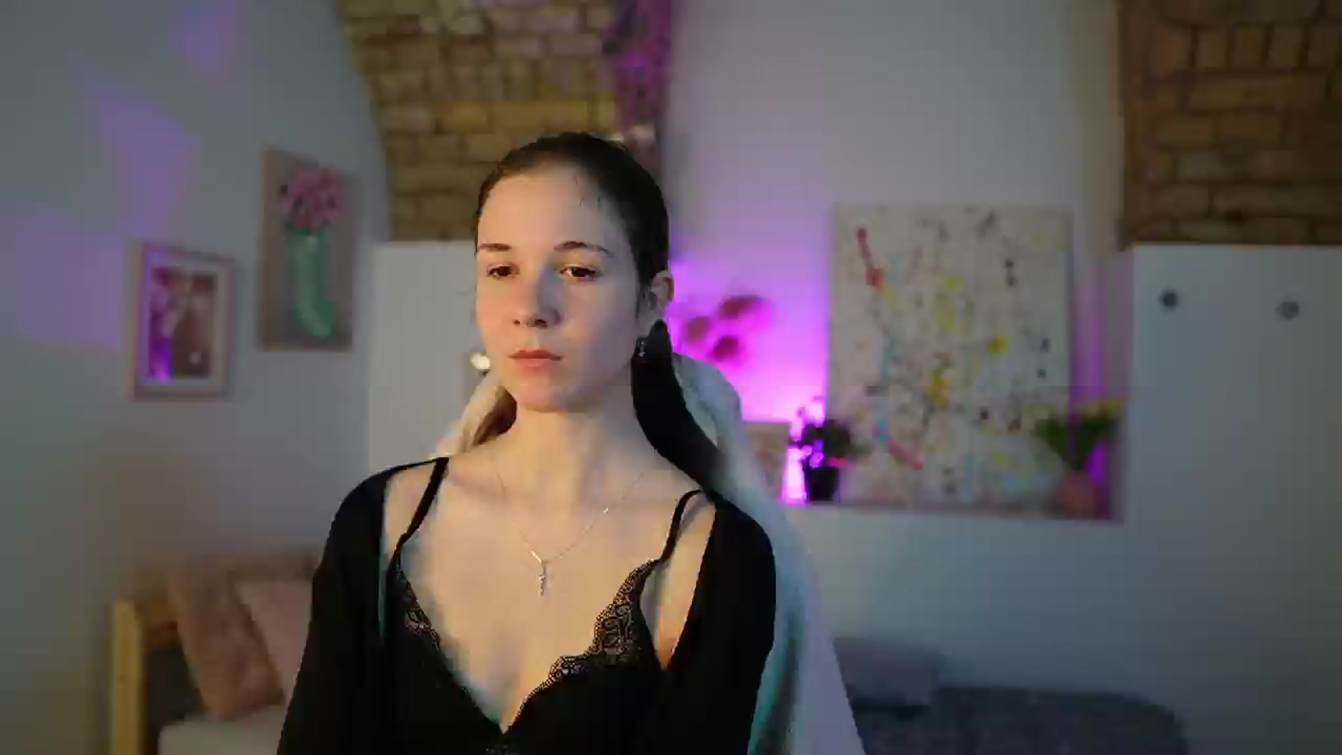 Gallery image thumbnail from Ava__Taylor_'s myfreecams stream on, 12/03/2024, 18:47 image 4 of 20