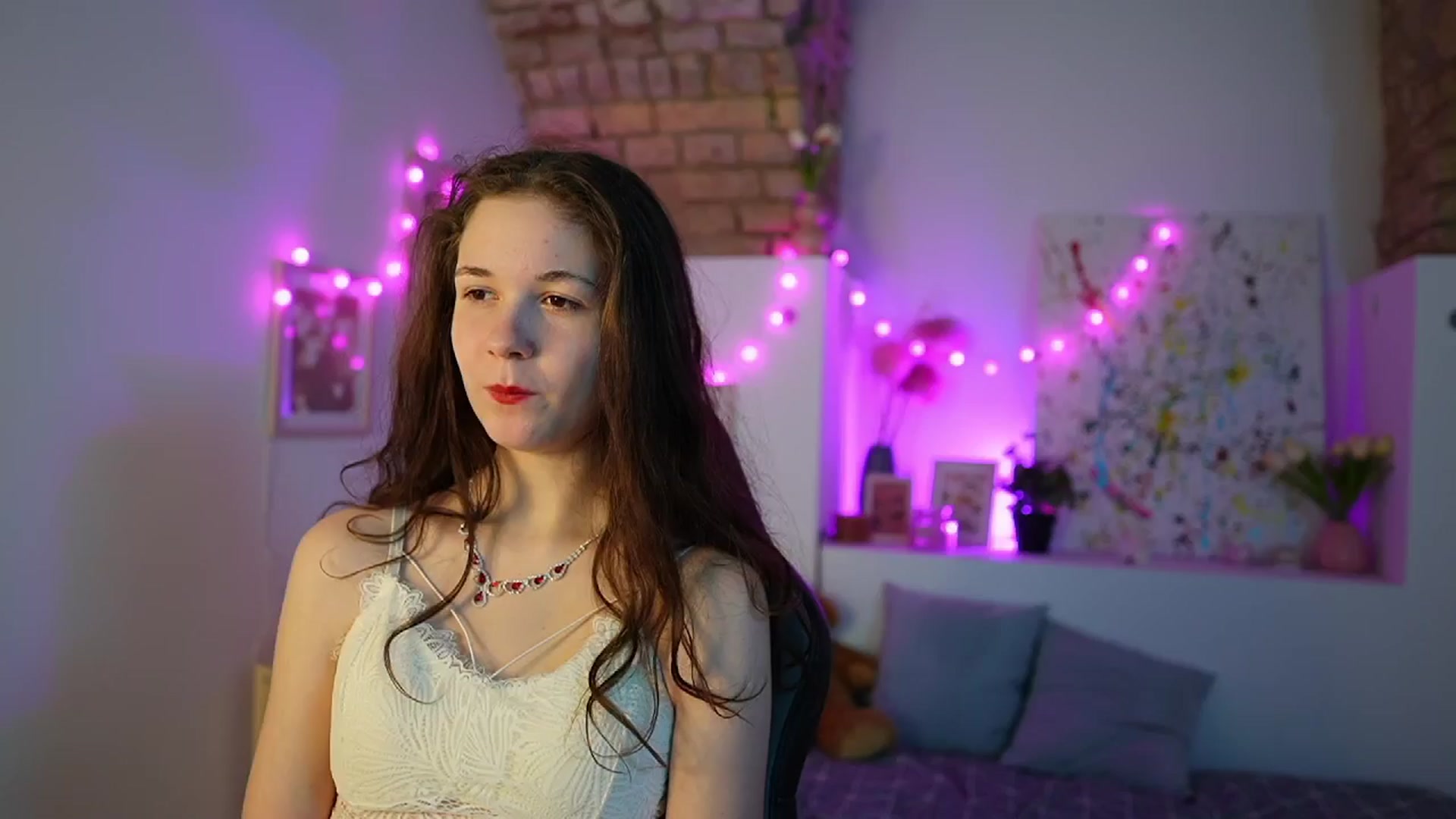 Gallery image thumbnail from Ava__Taylor_'s myfreecams stream on, 12/07/2024, 17:01 image 2 of 20