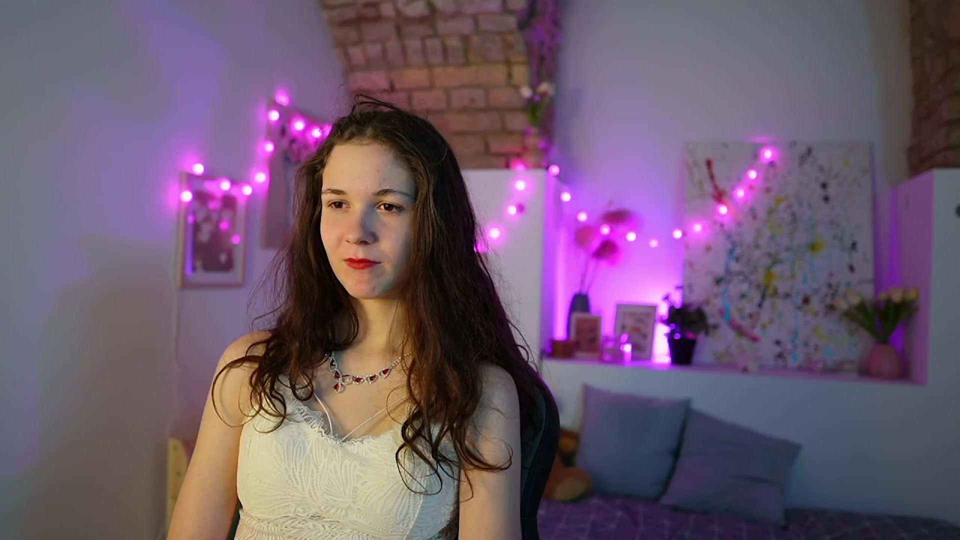Gallery image thumbnail from Ava__Taylor_'s myfreecams stream on, 12/07/2024, 17:01 image 9 of 20