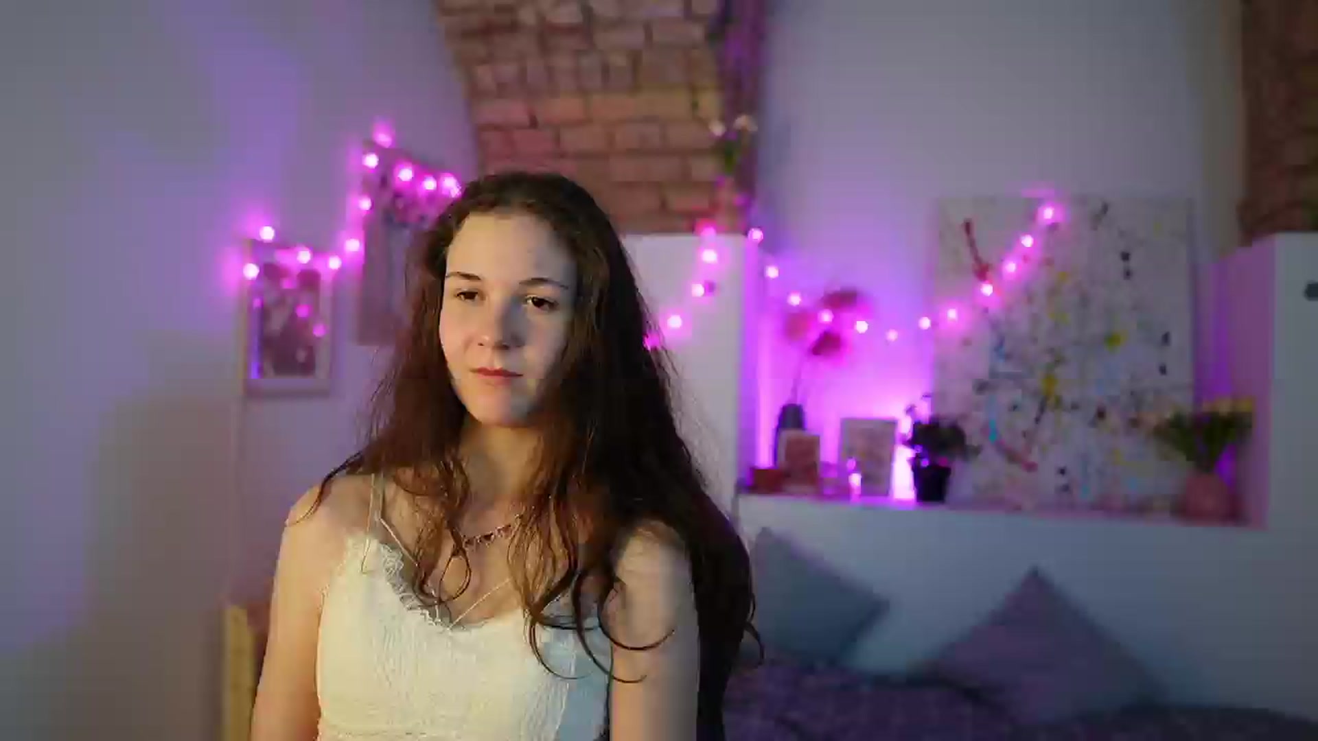 Gallery image thumbnail from Ava__Taylor_'s myfreecams stream on, 12/07/2024, 20:47 image 17 of 20