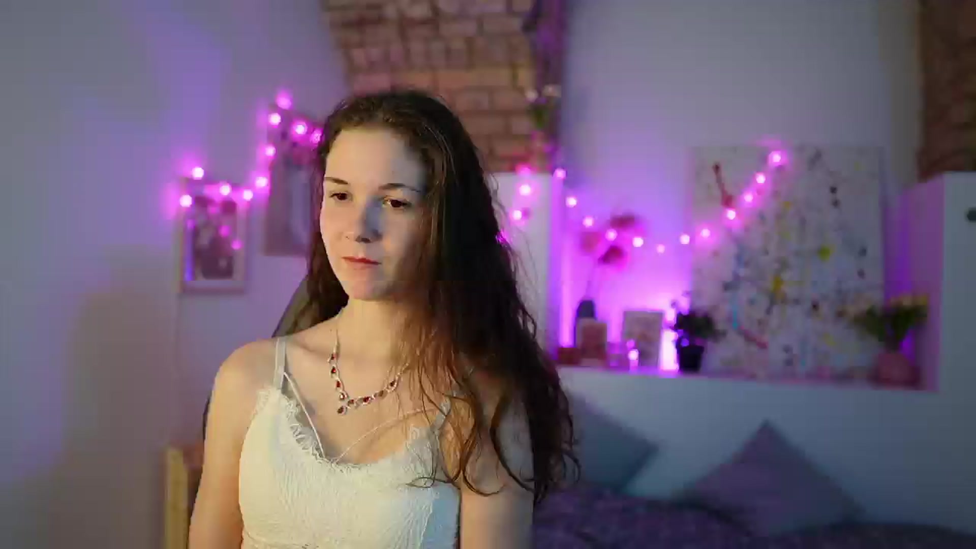 Gallery image thumbnail from Ava__Taylor_'s myfreecams stream on, 12/07/2024, 20:47 image 2 of 20
