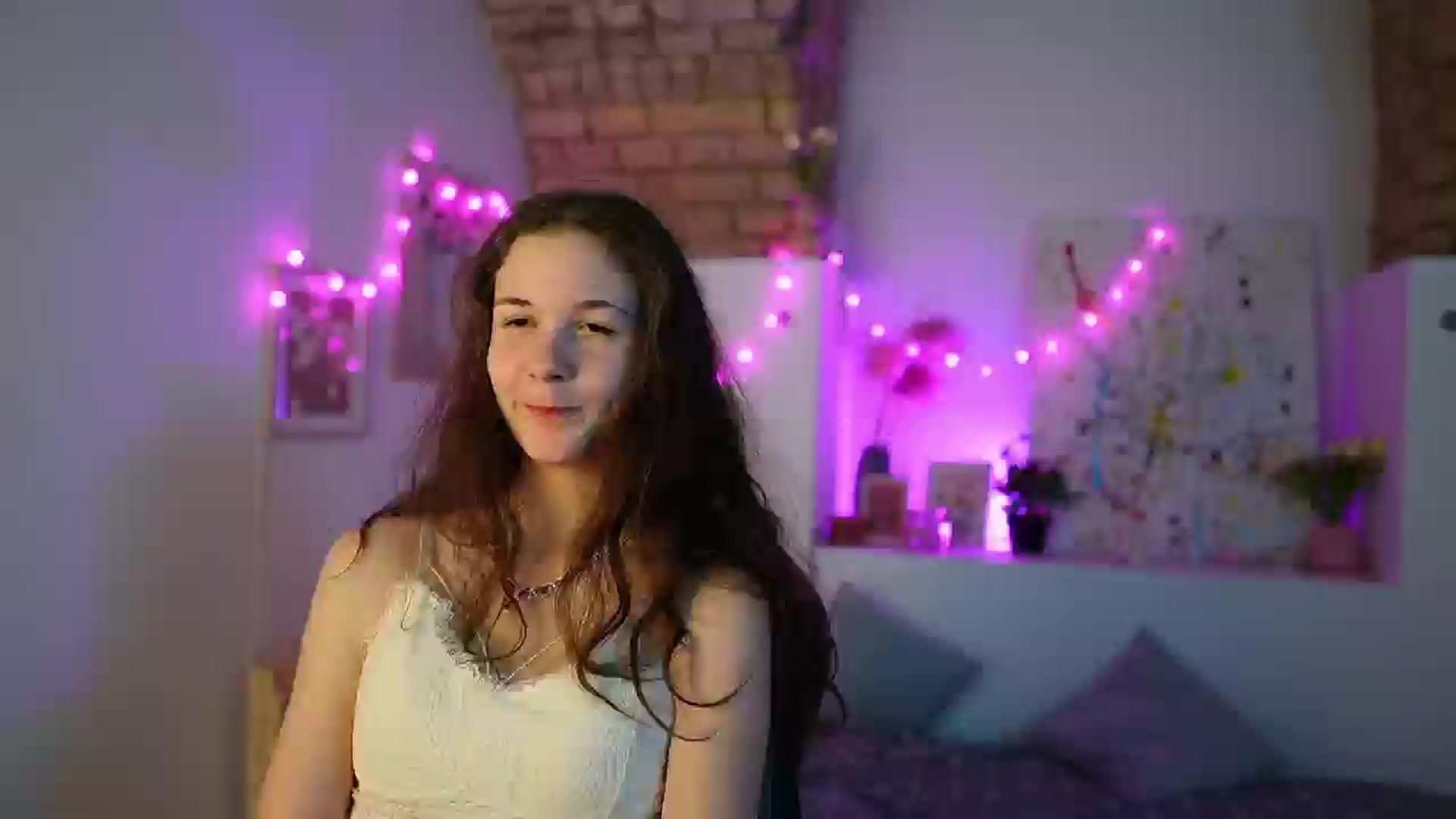 Gallery image thumbnail from Ava__Taylor_'s myfreecams stream on, 12/07/2024, 20:47 image 15 of 20