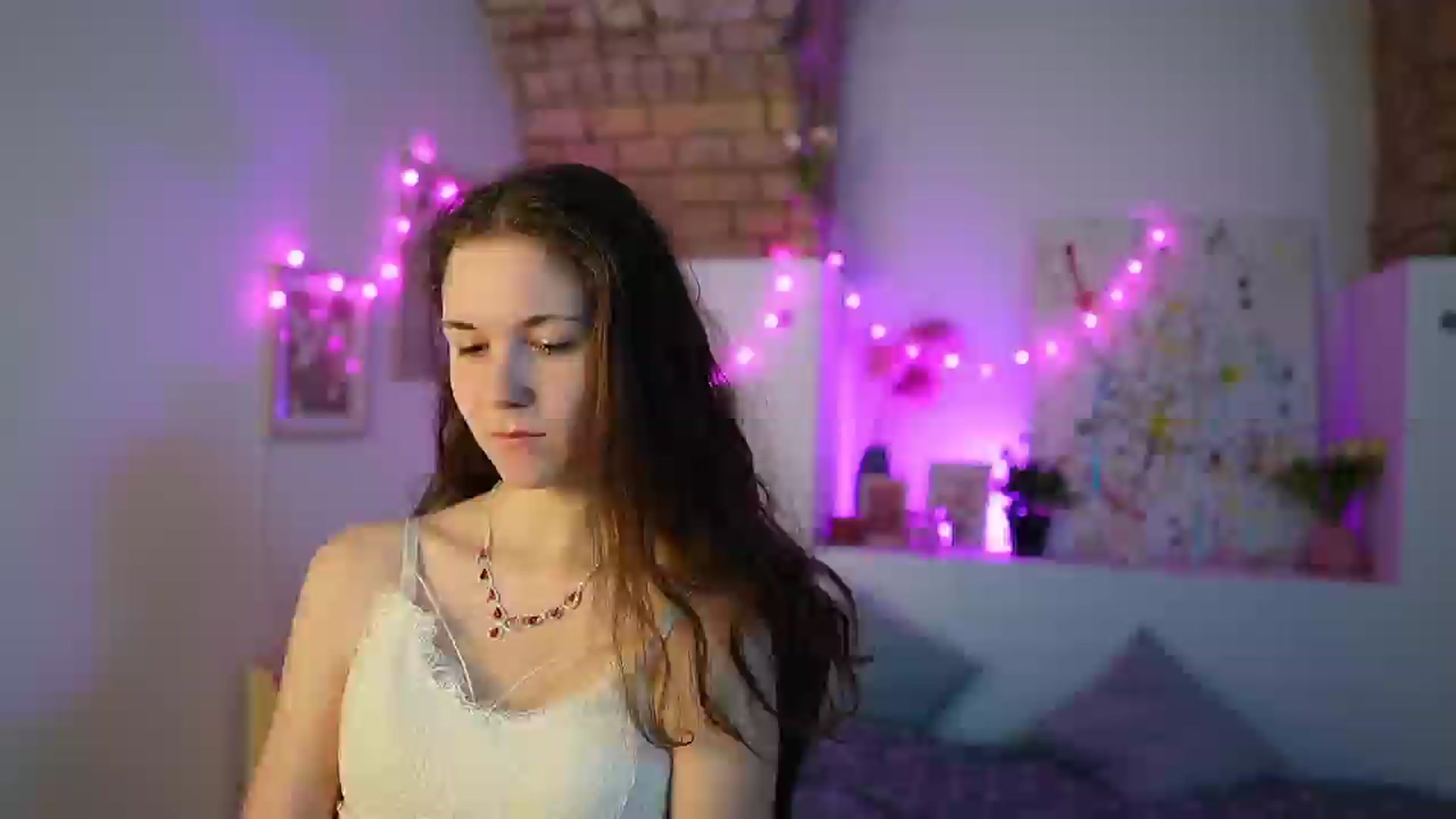 Gallery image thumbnail from Ava__Taylor_'s myfreecams stream on, 12/07/2024, 20:47 image 4 of 20