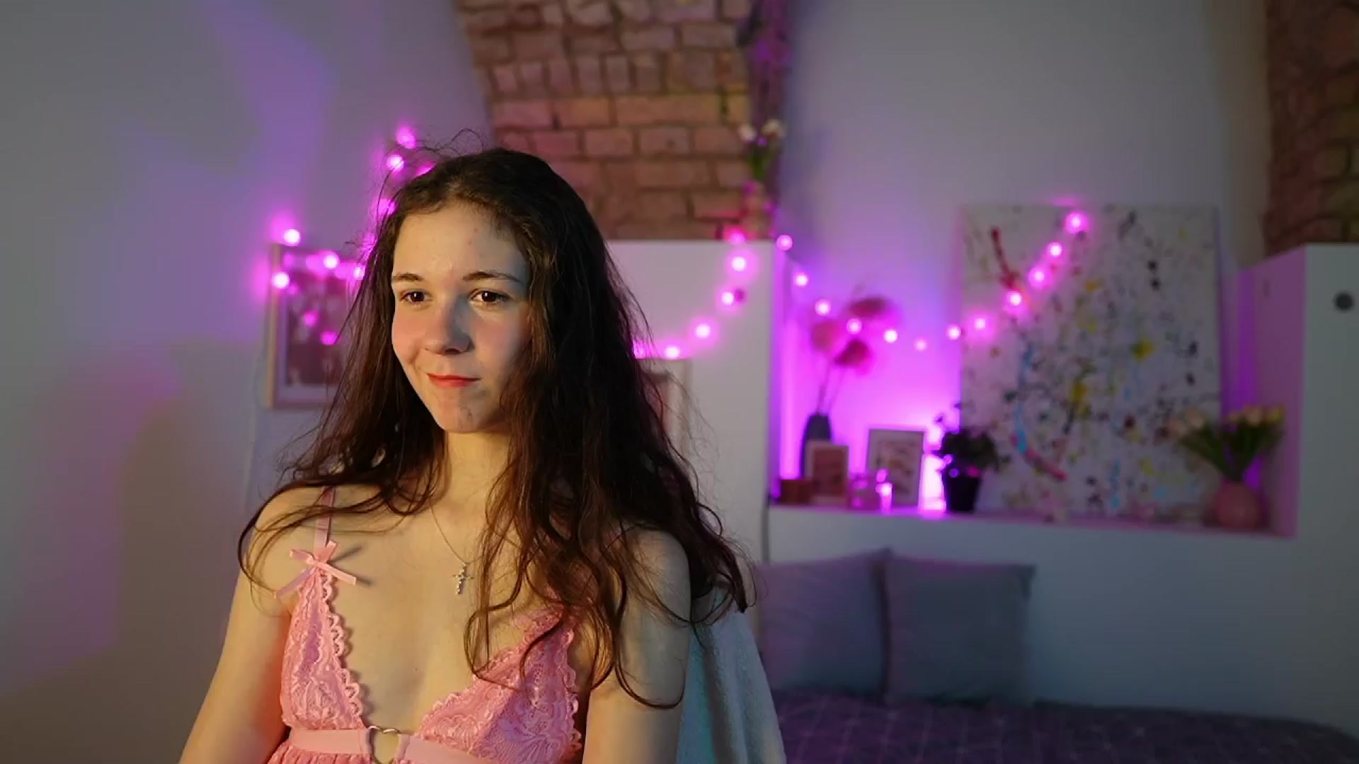 Gallery image thumbnail from Ava__Taylor_'s myfreecams stream on, 12/09/2024, 15:46 image 14 of 20