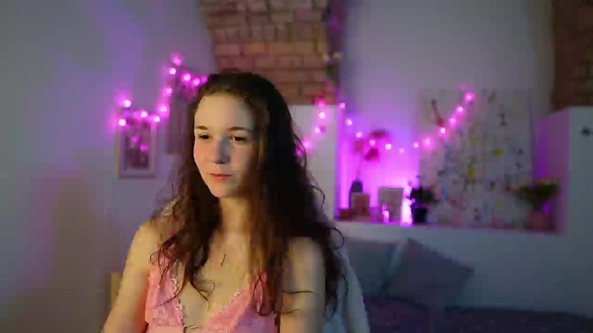 Gallery image thumbnail from Ava__Taylor_'s myfreecams stream on, 12/09/2024, 17:47 image 15 of 20