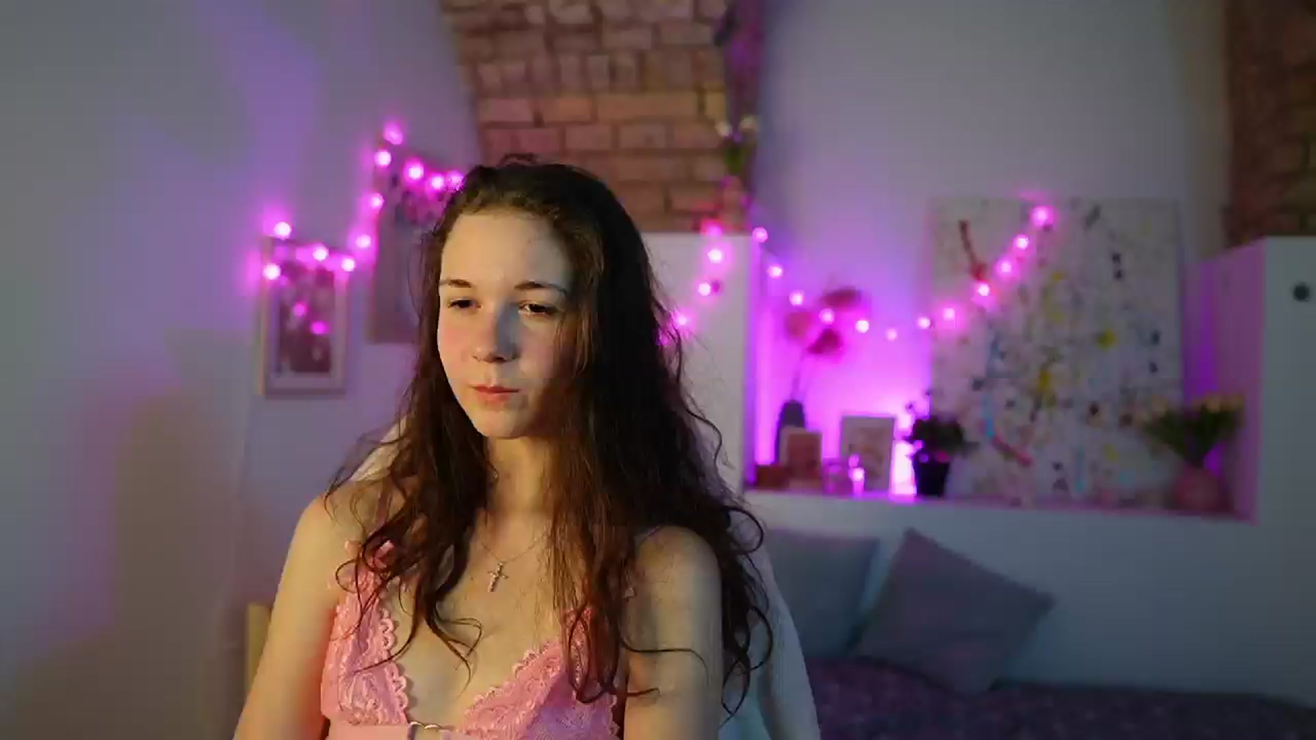 Gallery image thumbnail from Ava__Taylor_'s myfreecams stream on, 12/09/2024, 17:47 image 16 of 20