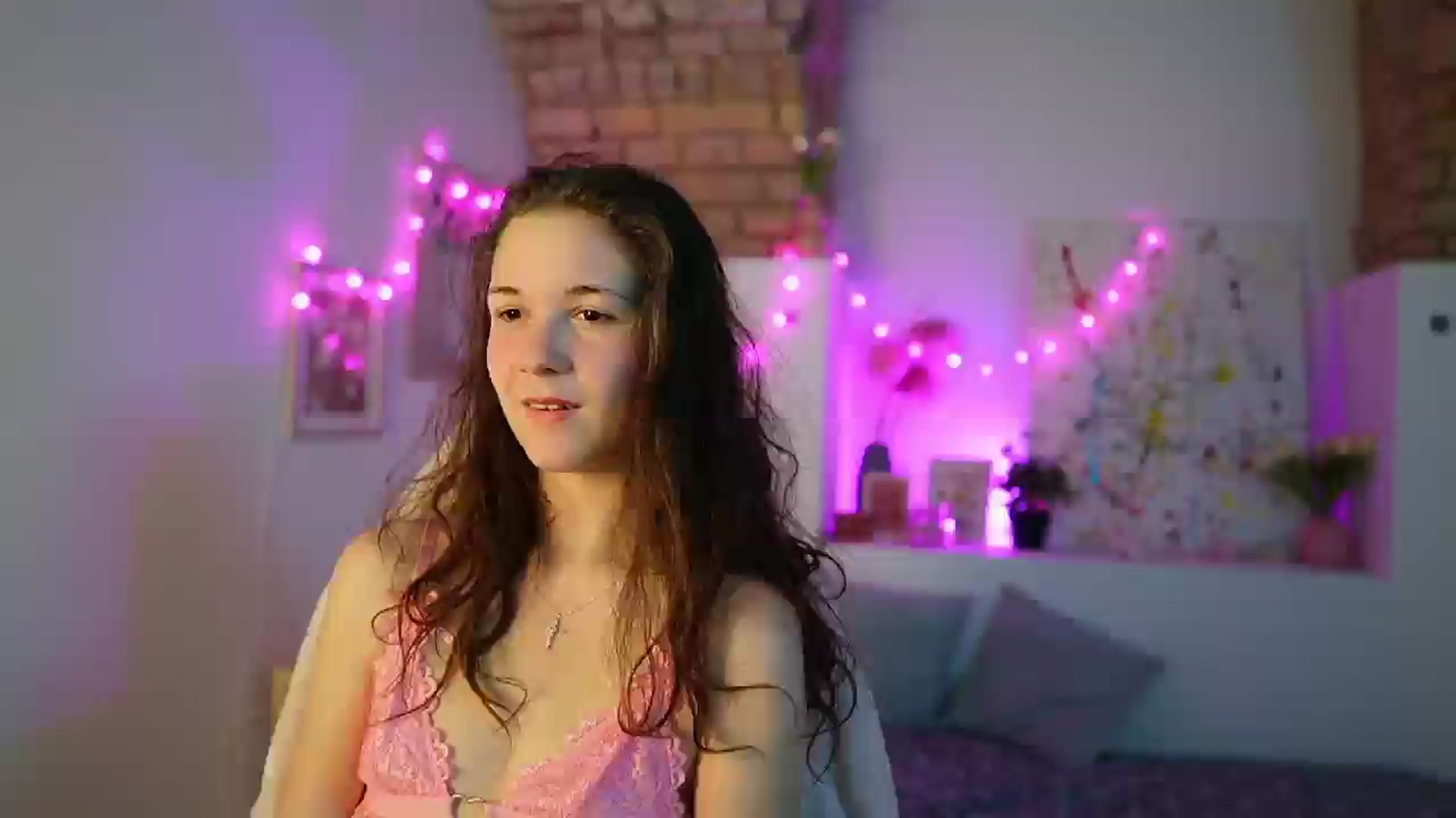Gallery image thumbnail from Ava__Taylor_'s myfreecams stream on, 12/09/2024, 17:47 image 9 of 20