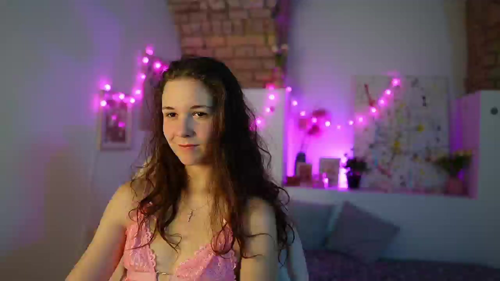 Gallery image thumbnail from Ava__Taylor_'s myfreecams stream on, 12/09/2024, 17:47 image 10 of 20