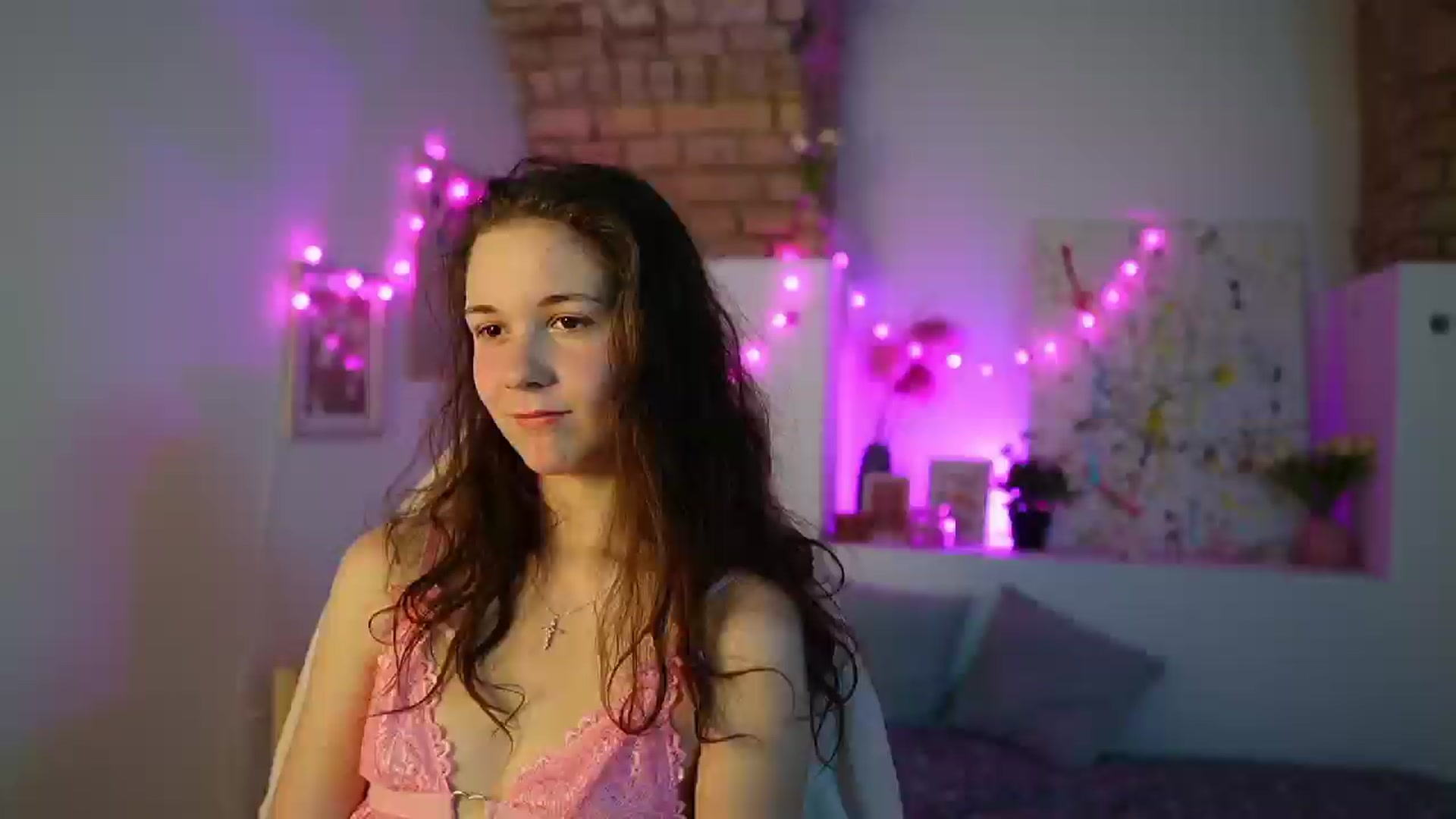 Gallery image thumbnail from Ava__Taylor_'s myfreecams stream on, 12/09/2024, 17:47 image 7 of 20