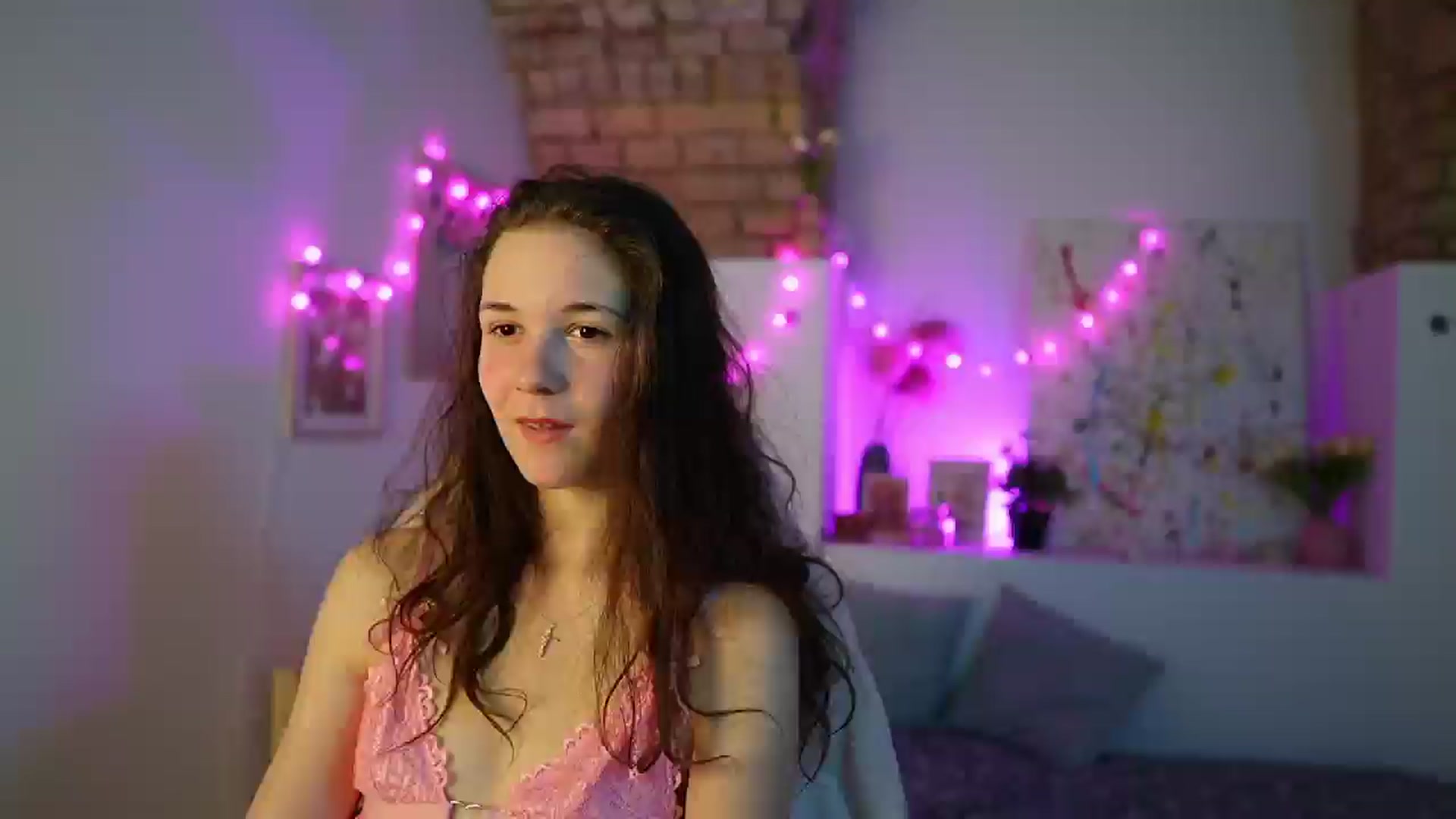 Gallery image thumbnail from Ava__Taylor_'s myfreecams stream on, 12/09/2024, 17:47 image 14 of 20