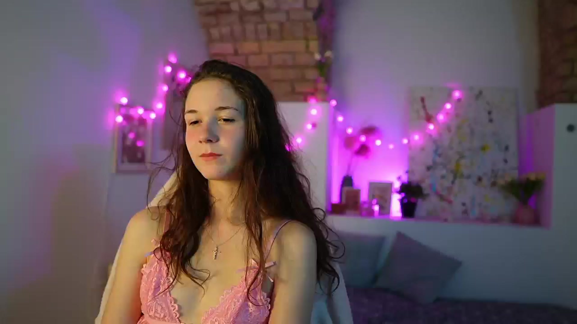 Gallery image thumbnail from Ava__Taylor_'s myfreecams stream on, 12/09/2024, 17:47 image 2 of 20