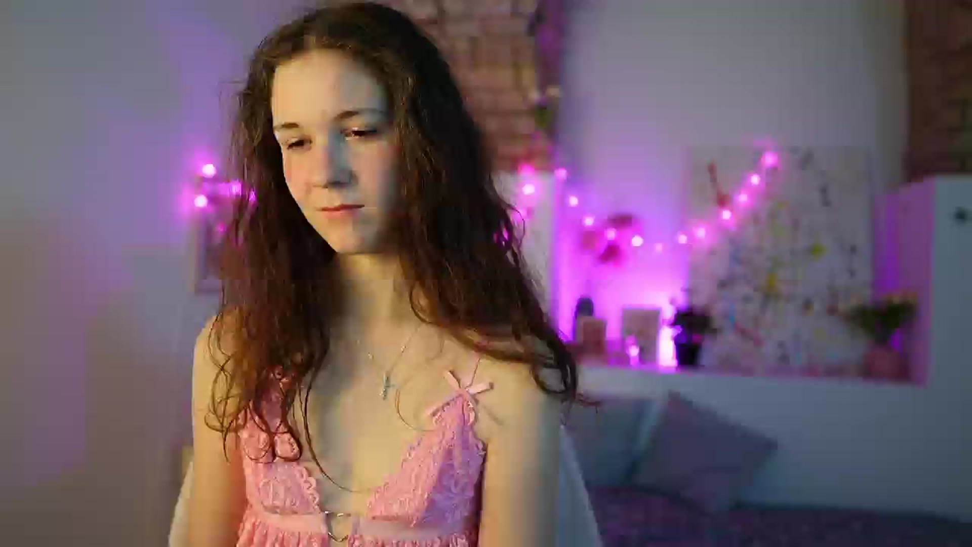 Gallery image thumbnail from Ava__Taylor_'s myfreecams stream on, 12/09/2024, 18:35 image 19 of 20