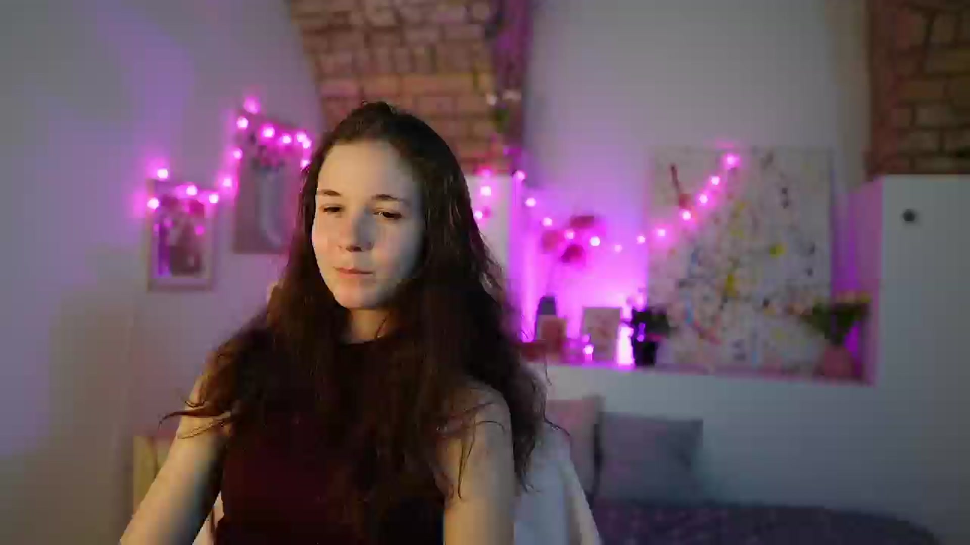 Gallery image thumbnail from Ava__Taylor_'s myfreecams stream on, 12/10/2024, 16:39 image 4 of 20
