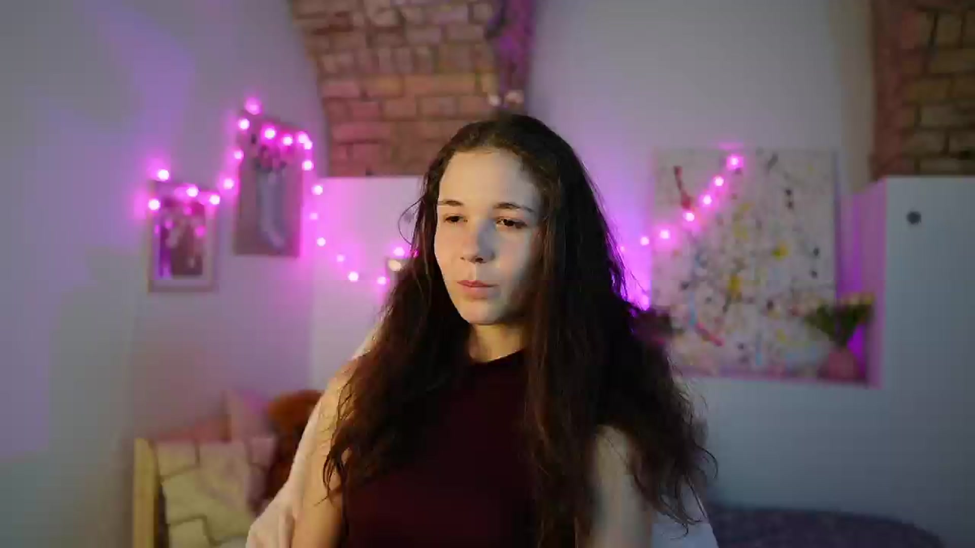 Gallery image thumbnail from Ava__Taylor_'s myfreecams stream on, 12/10/2024, 17:53 image 3 of 20