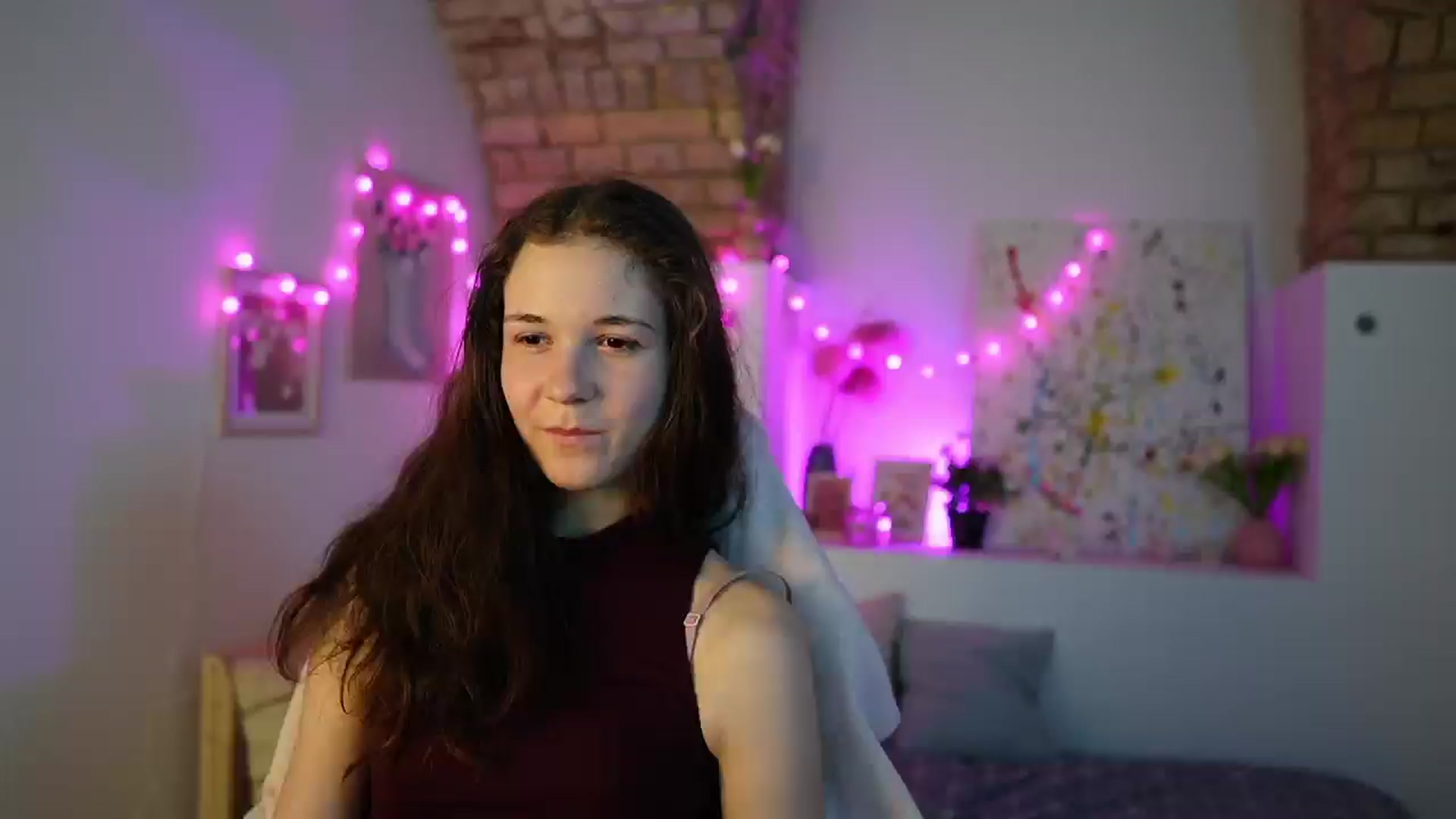 Gallery image thumbnail from Ava__Taylor_'s myfreecams stream on, 12/10/2024, 17:53 image 19 of 20