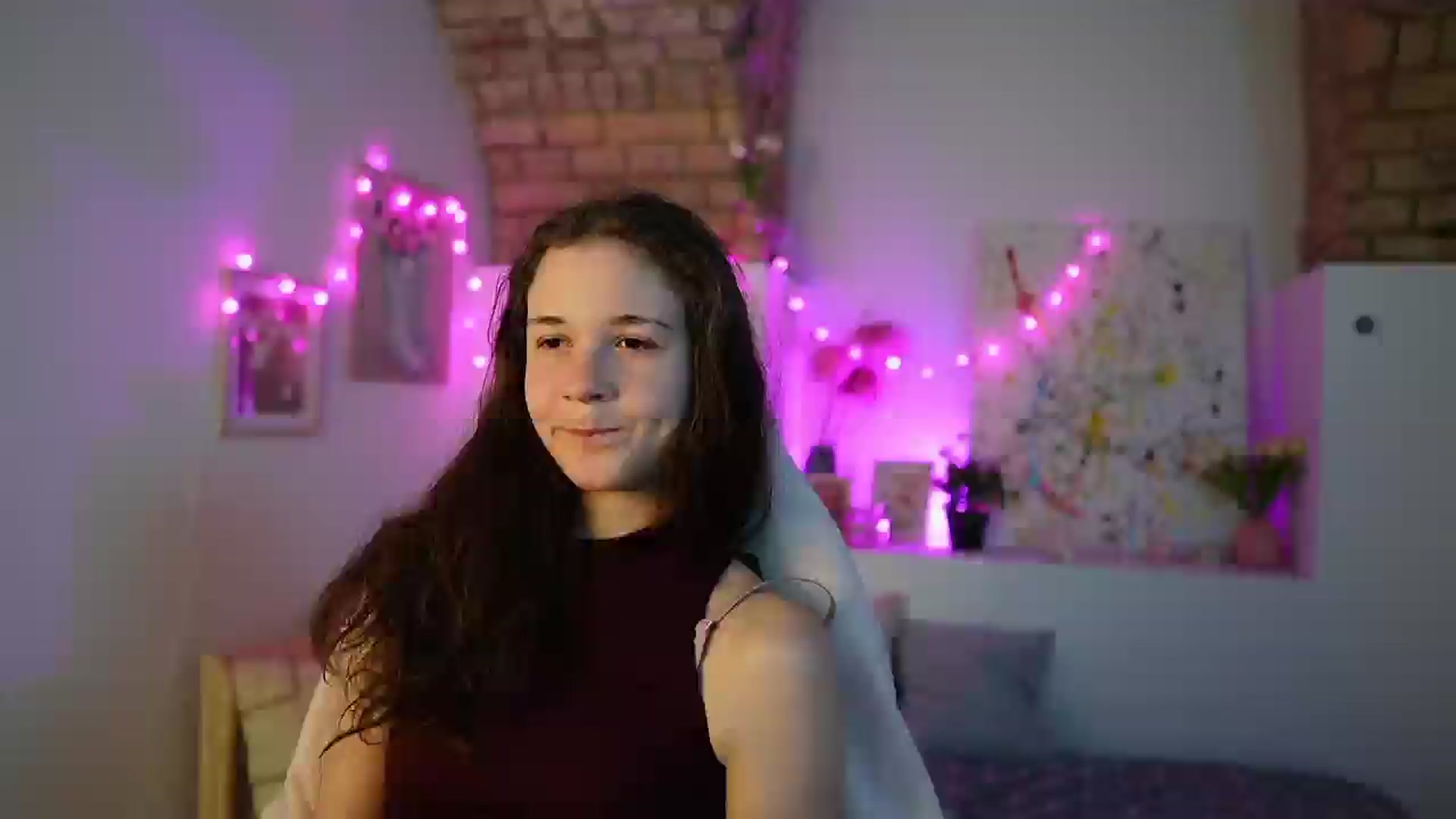 Gallery image thumbnail from Ava__Taylor_'s myfreecams stream on, 12/10/2024, 17:53 image 14 of 20