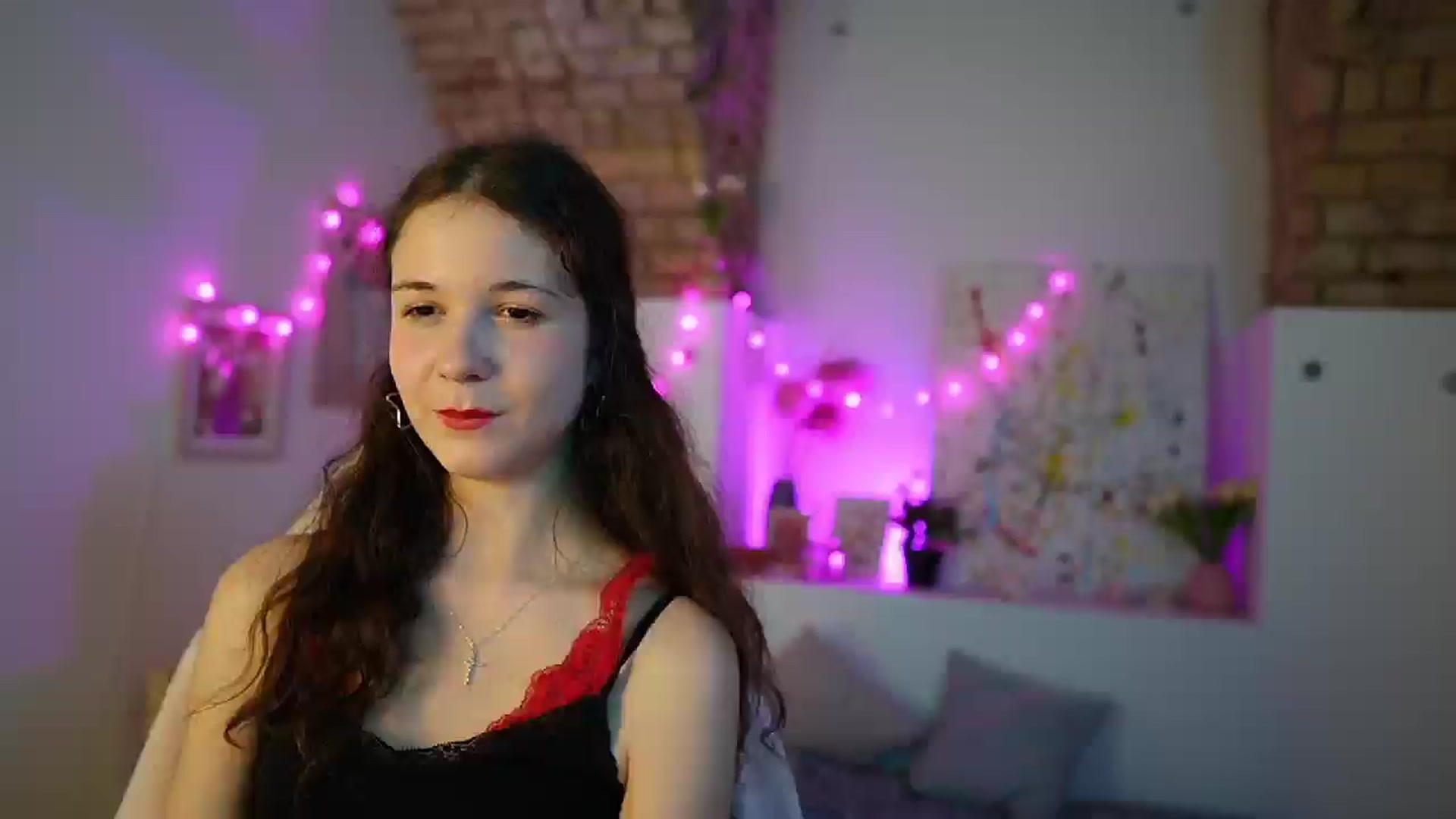 Gallery image thumbnail from Ava__Taylor_'s myfreecams stream on, 12/11/2024, 17:32 image 18 of 20