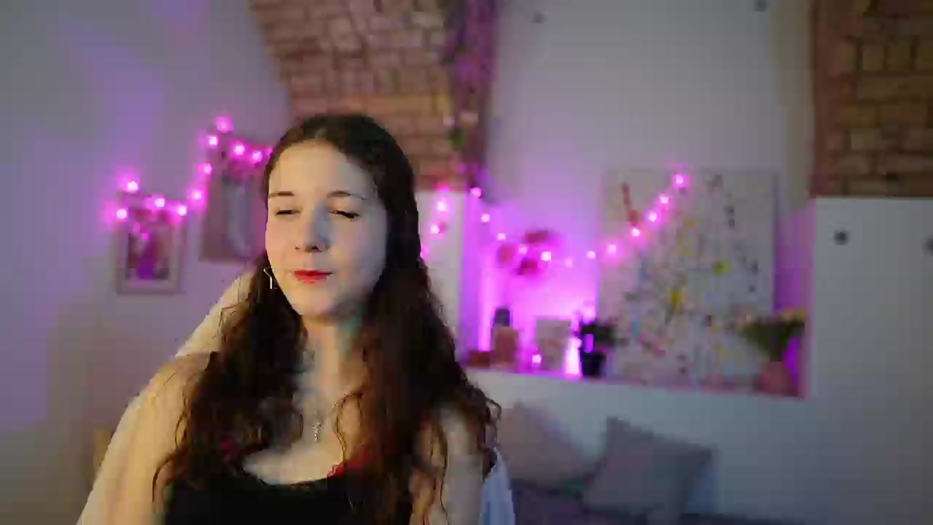 Gallery image thumbnail from Ava__Taylor_'s myfreecams stream on, 12/11/2024, 17:32 image 2 of 20
