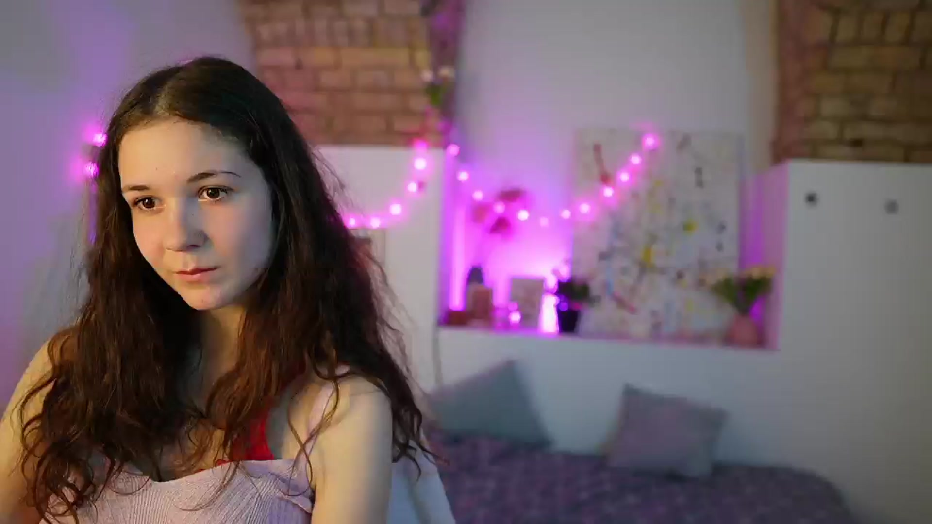 Gallery image thumbnail from Ava__Taylor_'s myfreecams stream on, 12/12/2024, 16:00 image 7 of 20