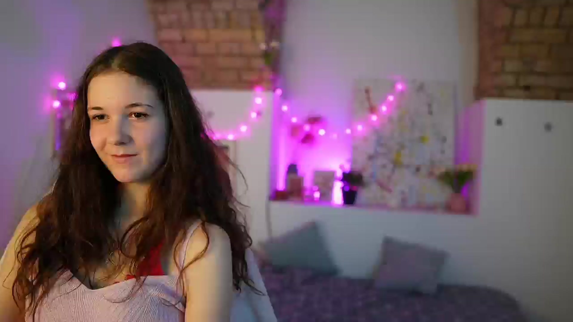 Gallery image thumbnail from Ava__Taylor_'s myfreecams stream on, 12/12/2024, 16:00 image 9 of 20