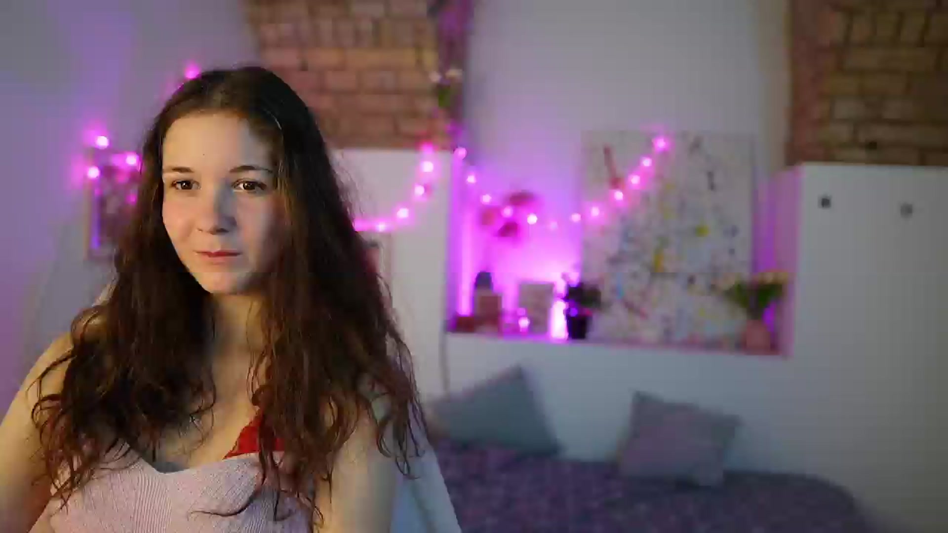 Gallery image thumbnail from Ava__Taylor_'s myfreecams stream on, 12/12/2024, 16:00 image 5 of 20