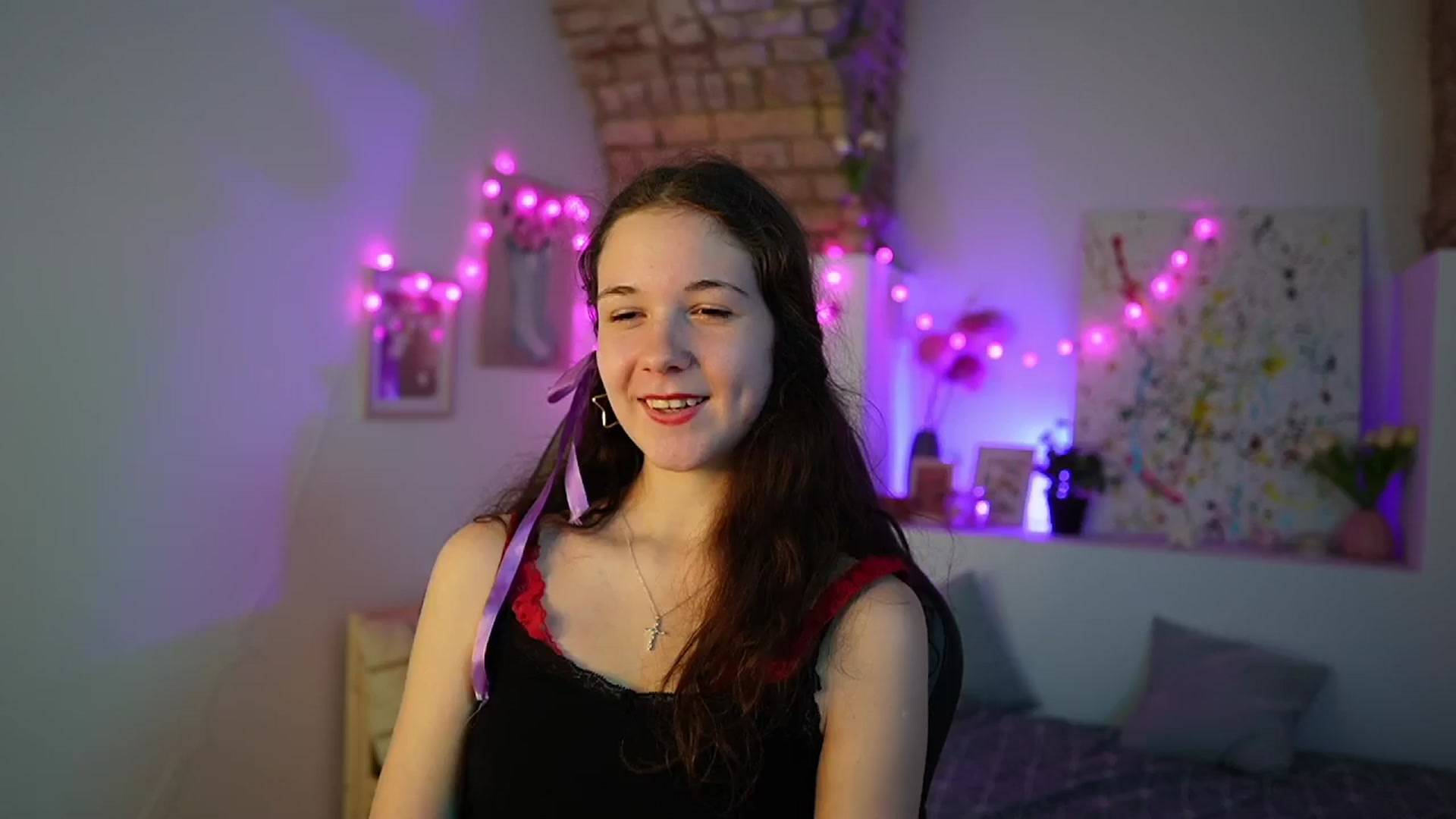 Gallery image thumbnail from Ava__Taylor_'s myfreecams stream on, 12/13/2024, 16:04 image 4 of 20