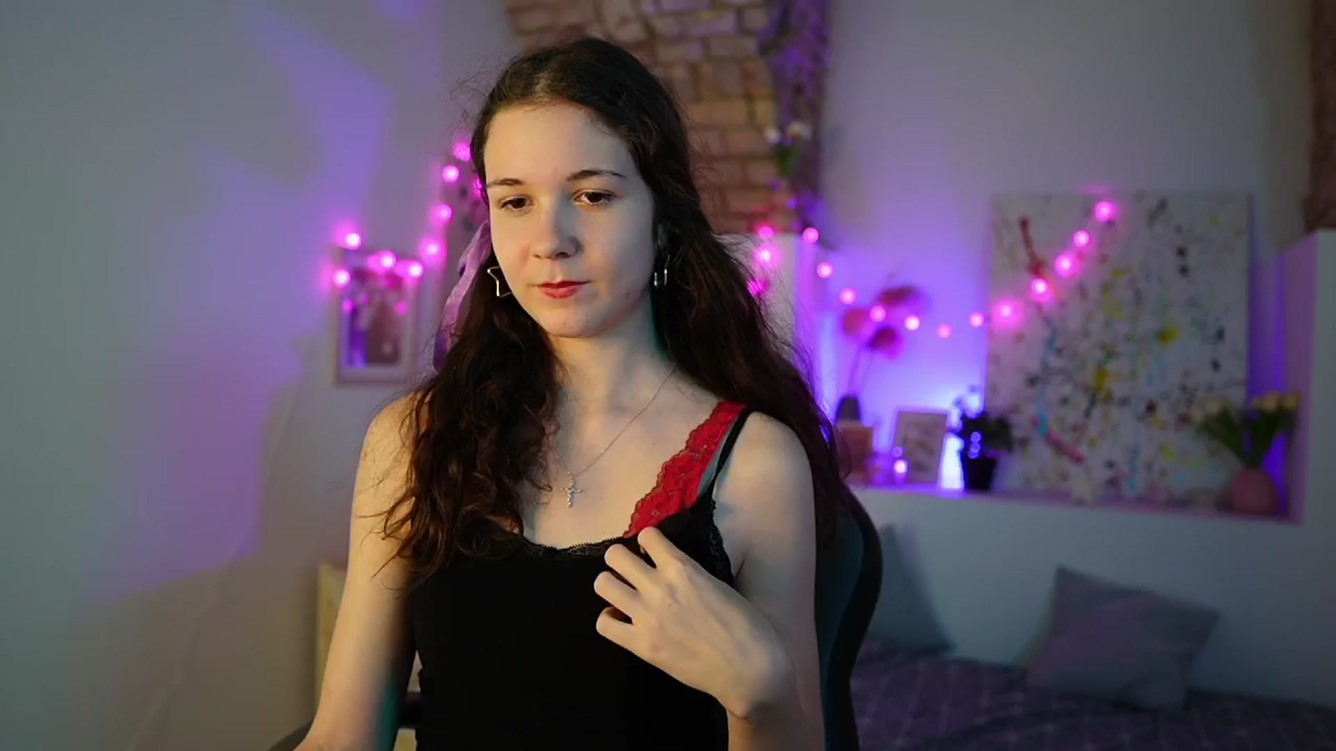 Gallery image thumbnail from Ava__Taylor_'s myfreecams stream on, 12/13/2024, 16:04 image 2 of 20
