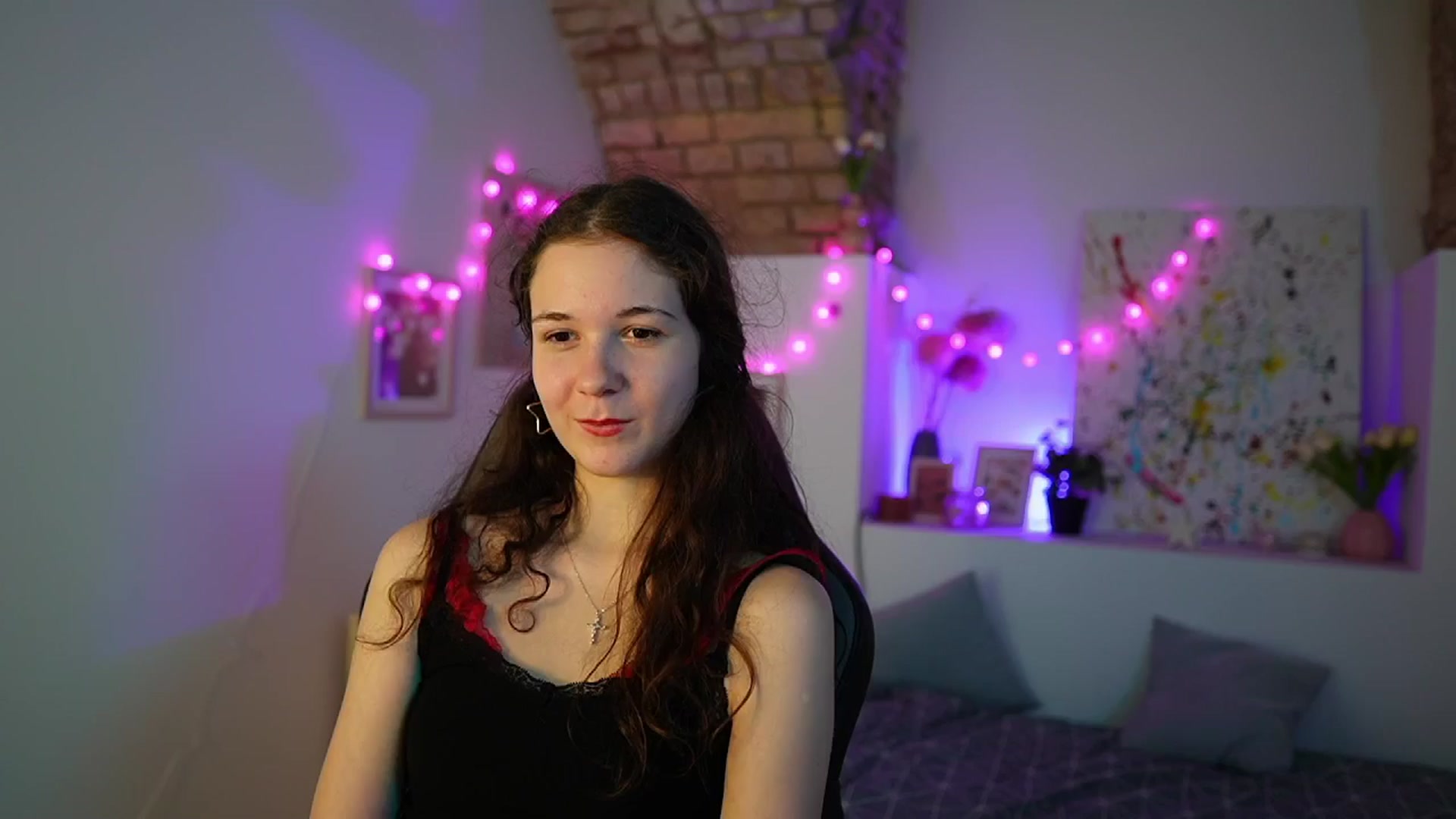 Gallery image thumbnail from Ava__Taylor_'s myfreecams stream on, 12/13/2024, 16:04 image 12 of 20