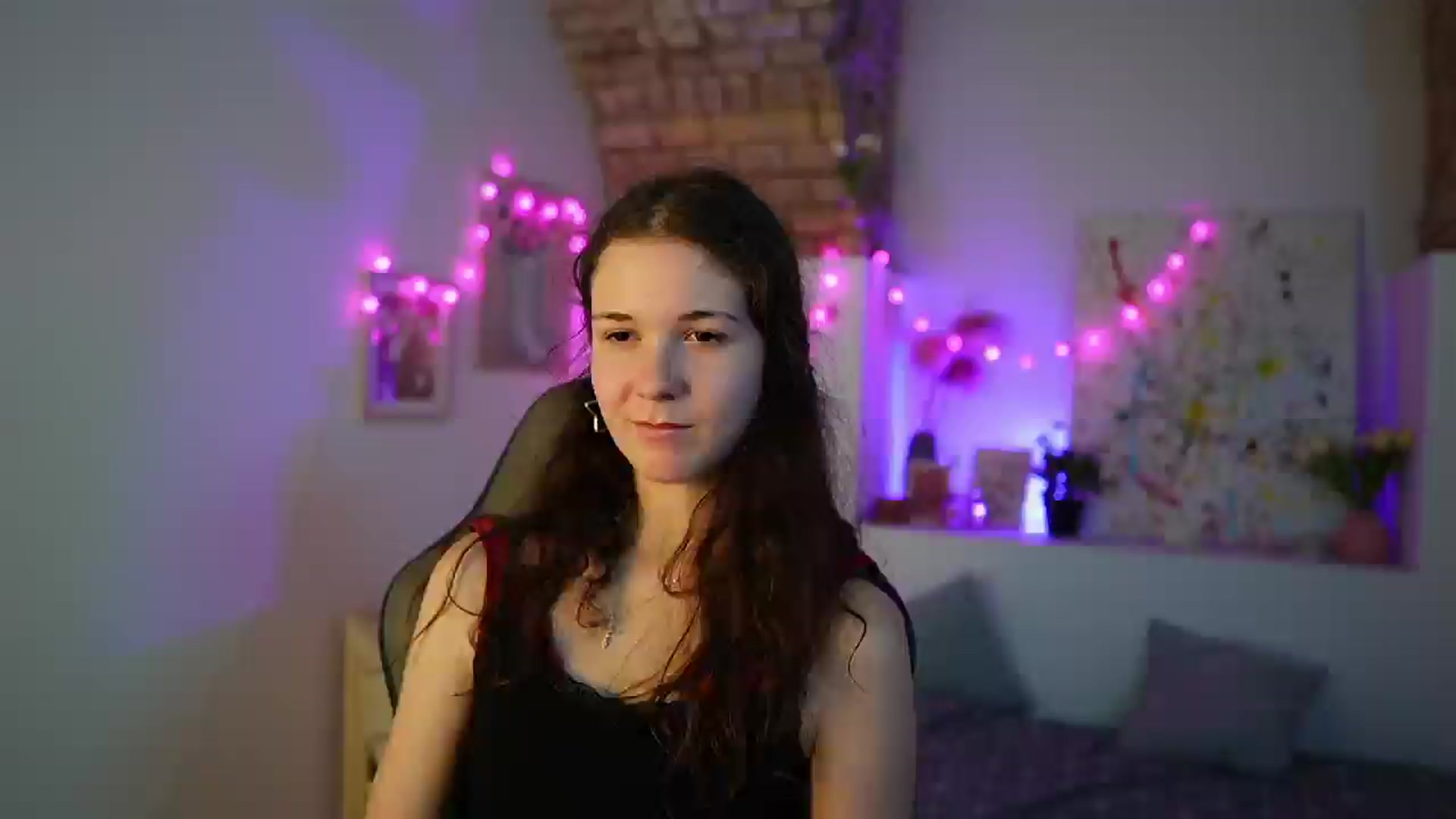 Gallery image thumbnail from Ava__Taylor_'s myfreecams stream on, 12/13/2024, 19:13 image 2 of 20