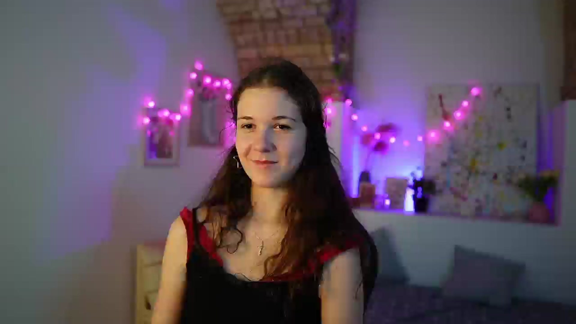 Gallery image thumbnail from Ava__Taylor_'s myfreecams stream on, 12/13/2024, 19:13 image 19 of 20