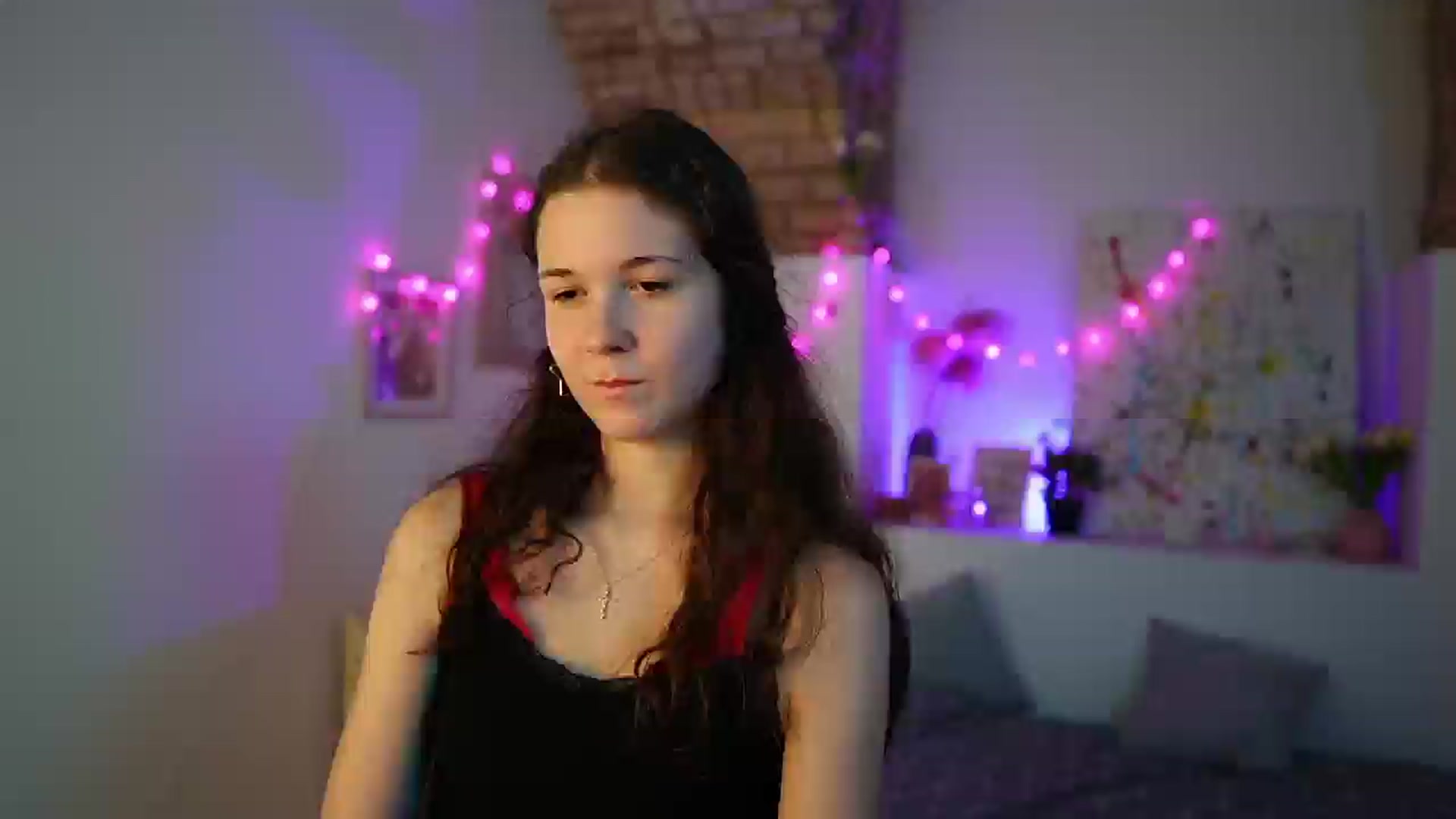 Gallery image thumbnail from Ava__Taylor_'s myfreecams stream on, 12/13/2024, 19:13 image 6 of 20