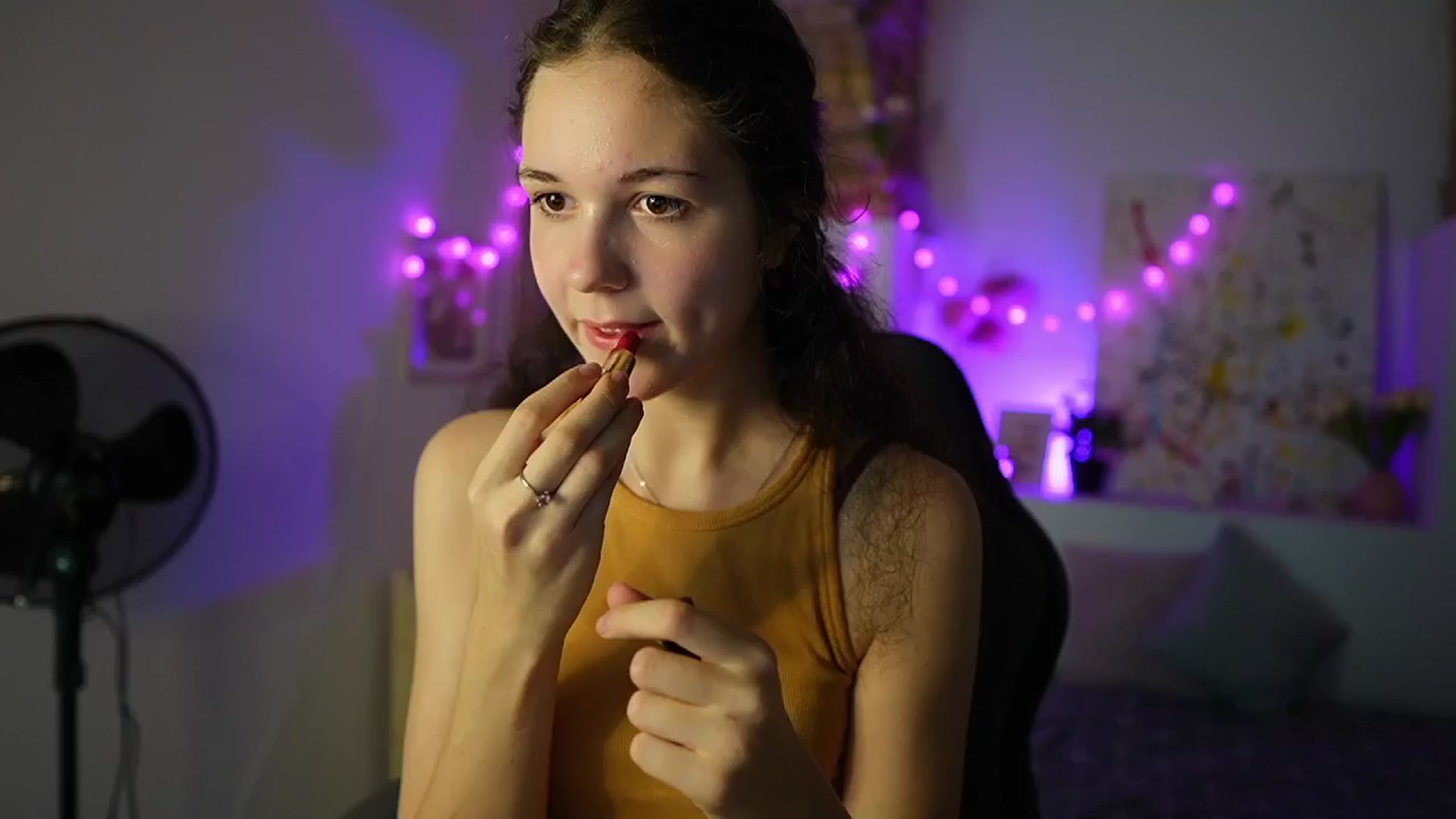 Gallery image thumbnail from Ava__Taylor_'s myfreecams stream on, 12/18/2024, 14:45 image 20 of 20