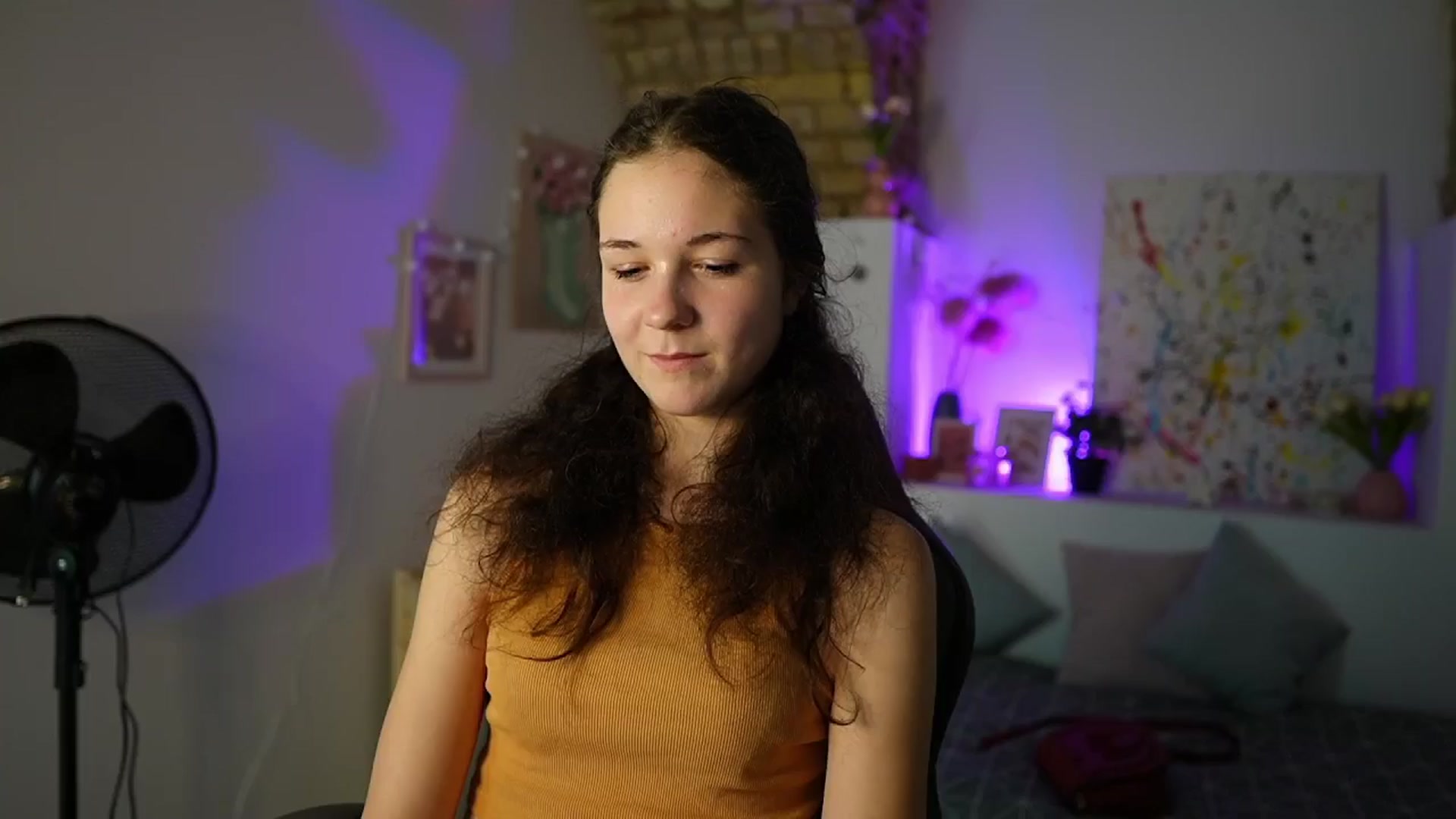 Gallery image thumbnail from Ava__Taylor_'s myfreecams stream on, 12/18/2024, 14:45 image 1 of 20