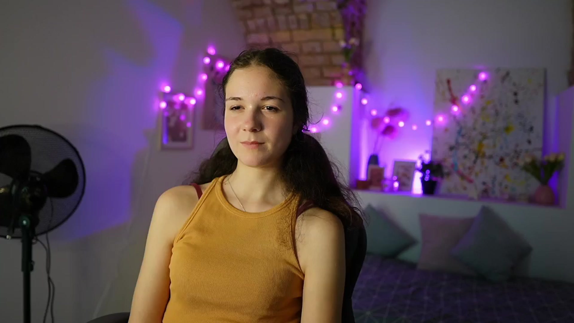 Gallery image thumbnail from Ava__Taylor_'s myfreecams stream on, 12/18/2024, 14:45 image 19 of 20