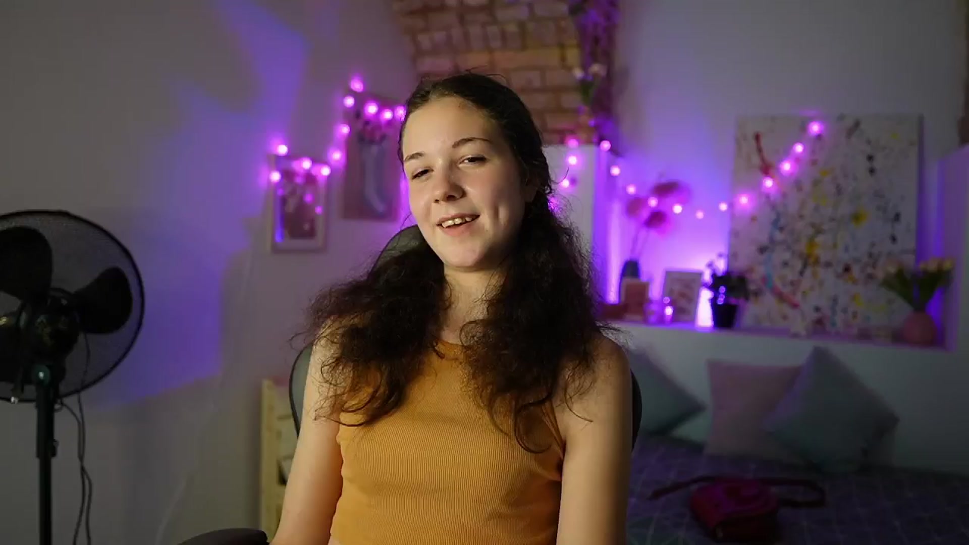 Gallery image thumbnail from Ava__Taylor_'s myfreecams stream on, 12/18/2024, 14:45 image 3 of 20