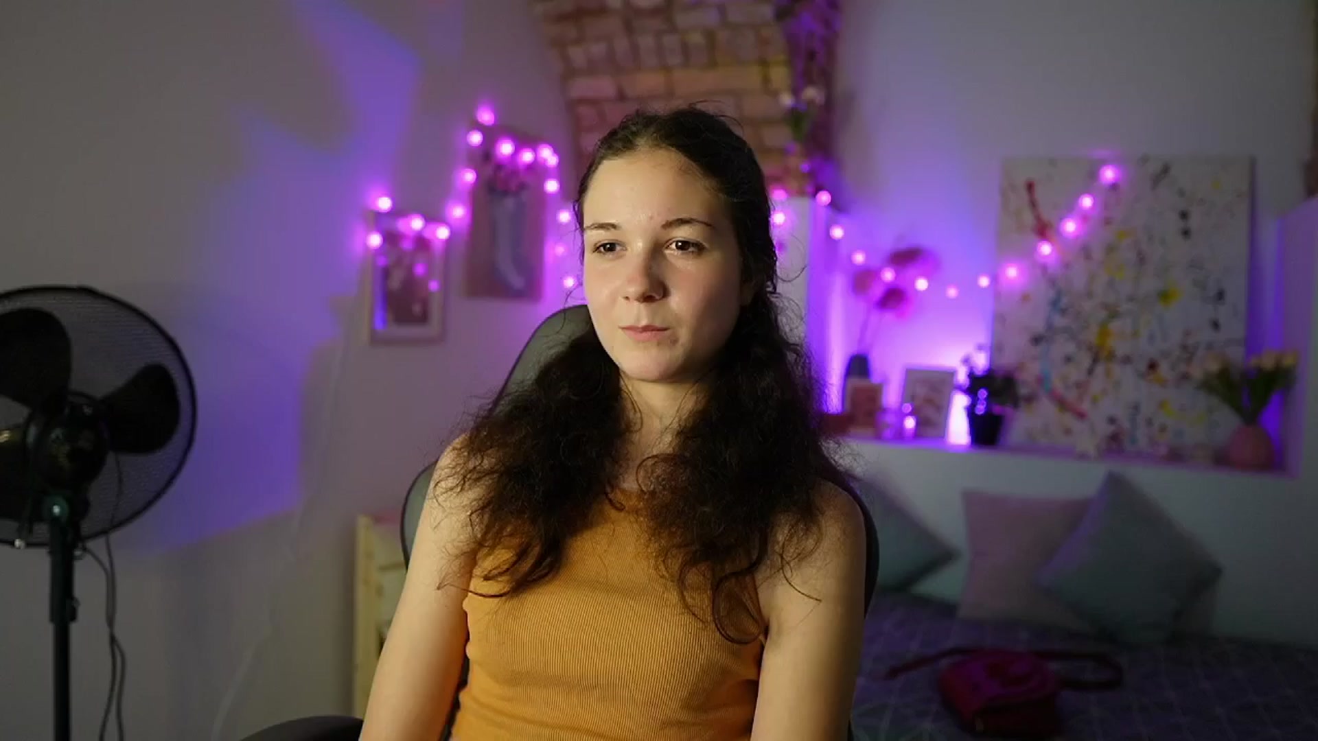 Gallery image thumbnail from Ava__Taylor_'s myfreecams stream on, 12/18/2024, 14:45 image 4 of 20