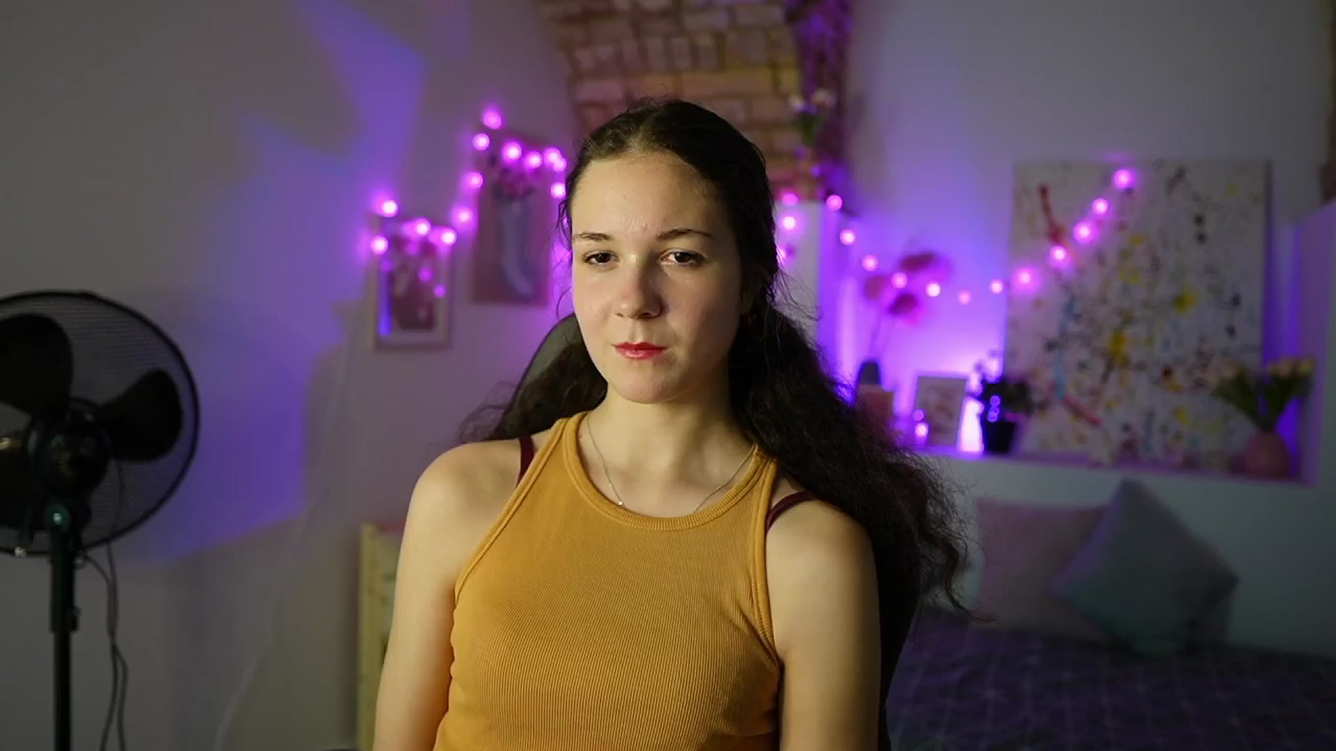 Gallery image thumbnail from Ava__Taylor_'s myfreecams stream on, 12/18/2024, 15:54 image 1 of 20